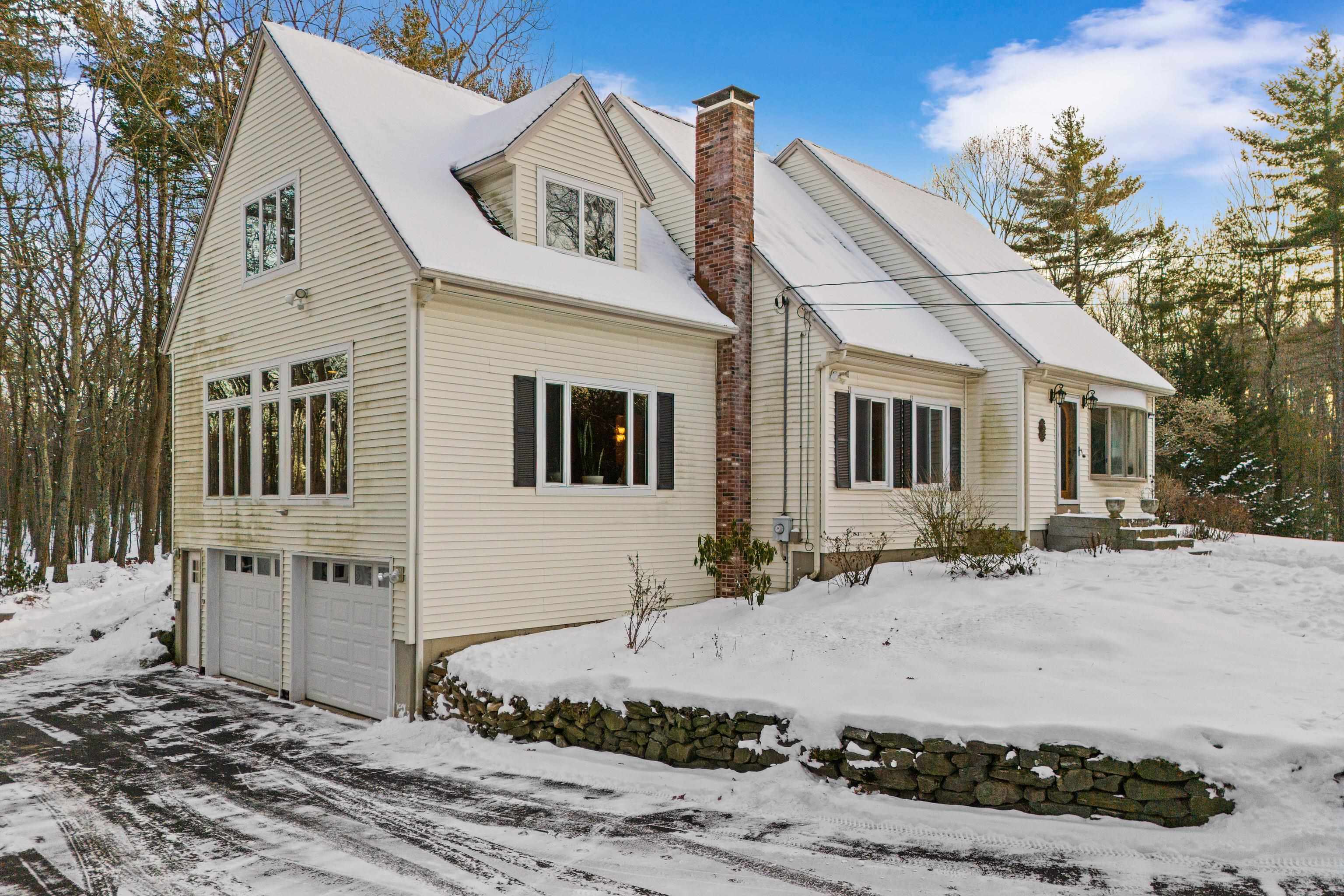 Homes for sale in Candia, NH | 104 Tower Hill Rd, Candia, NH 03034 | MLS# 5072198