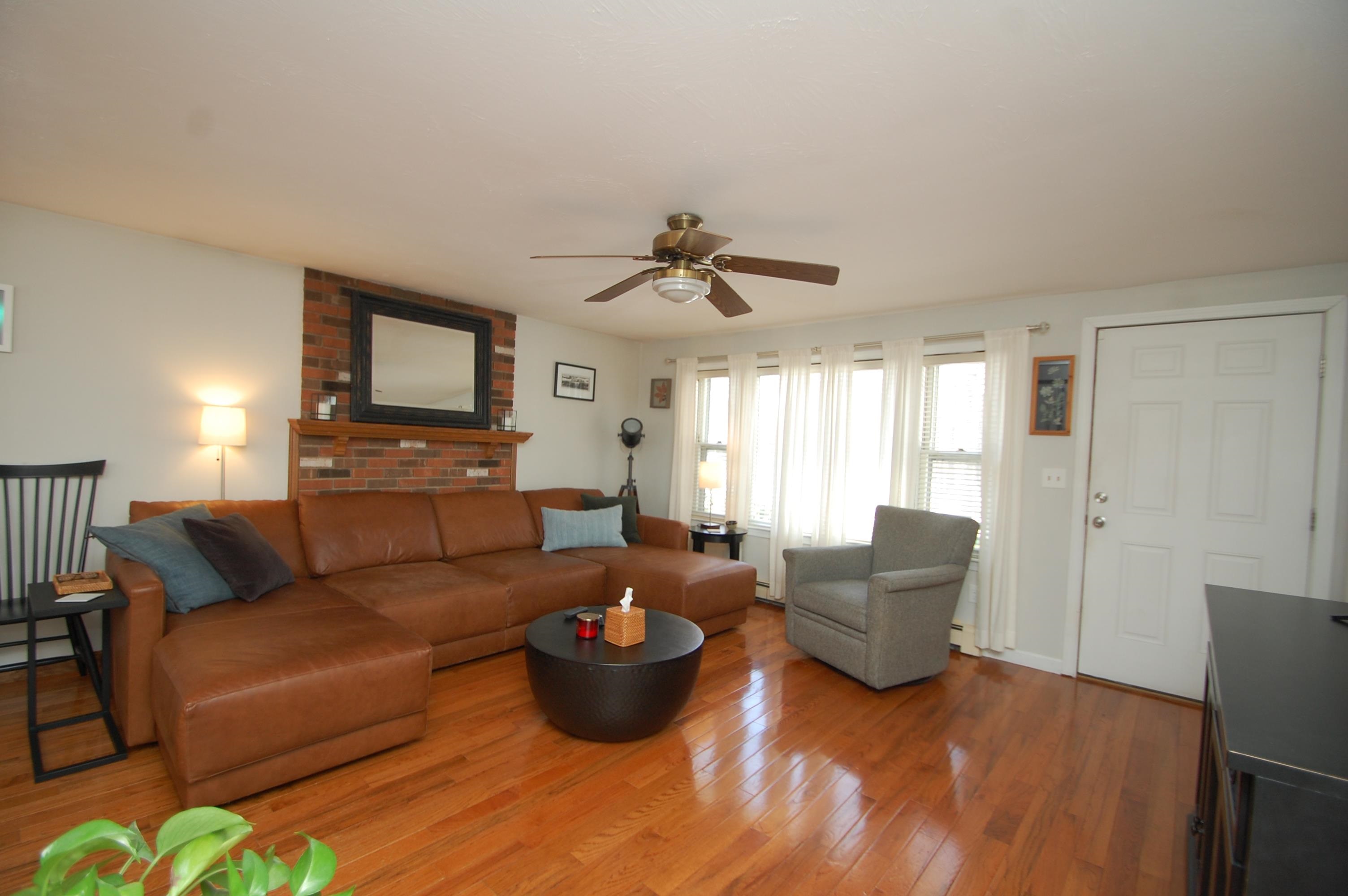 Homes for sale in Bedford, NH | 8 Teaberry Ln, Bedford, NH 03110 | MLS# 5072215