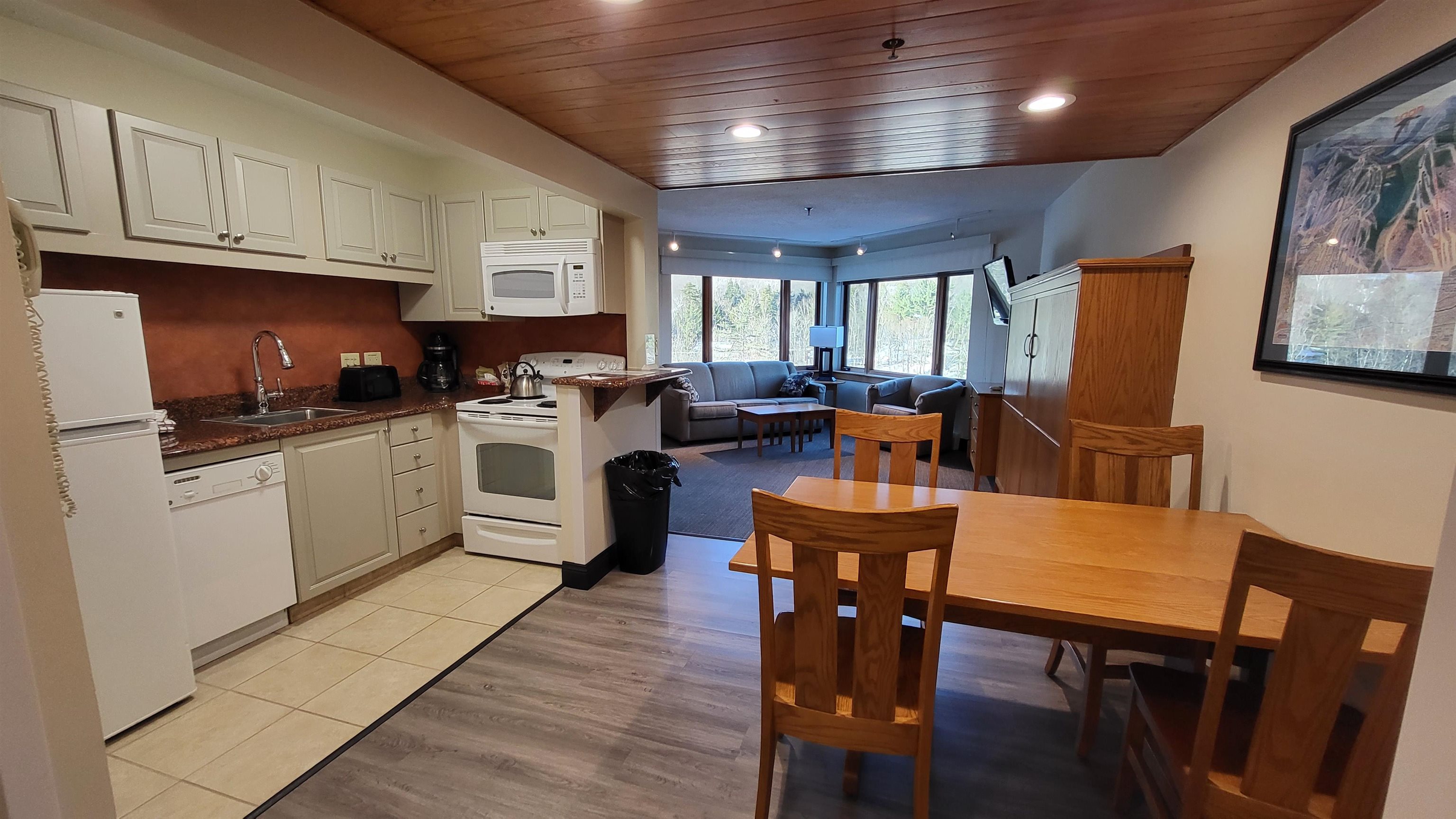 Homes for sale in Lincoln, NH | 90 Loon Mountain Rd #1061D, Lincoln, NH 03251 | MLS# 5072221