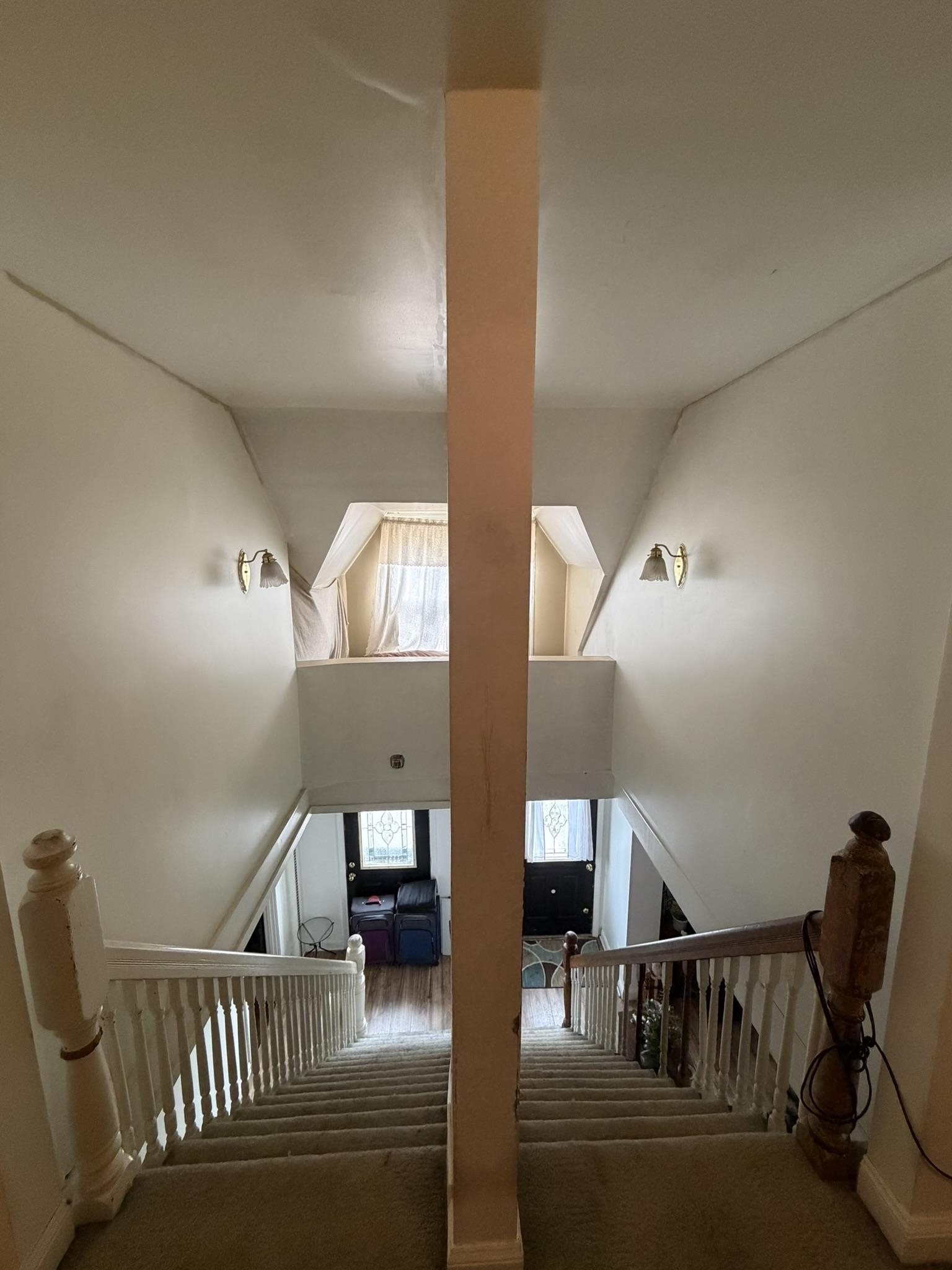 Homes for sale in Derry, NH | 18-20 Elm St, Derry, NH 03038 | MLS# 5072235