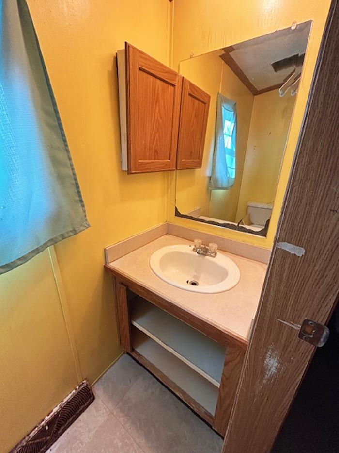 Homes for sale in Exeter, NH | 4 Poplar St, Exeter, NH 03833 | MLS# 5072261