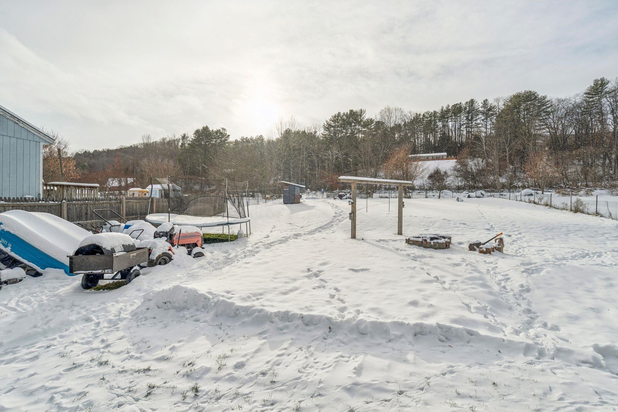 Homes for sale in Royalton, VT | 724 South Windsor St, Royalton, VT 05068 | MLS# 5072263