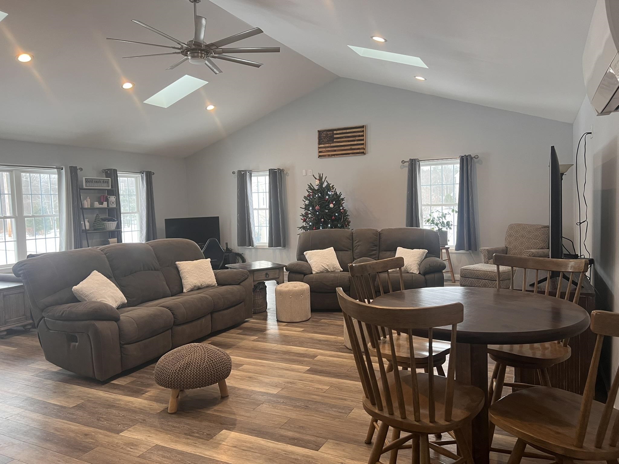 Homes for sale in Rochester, NH | 126 Governors Rd, Rochester, NH 03867 | MLS# 5072271