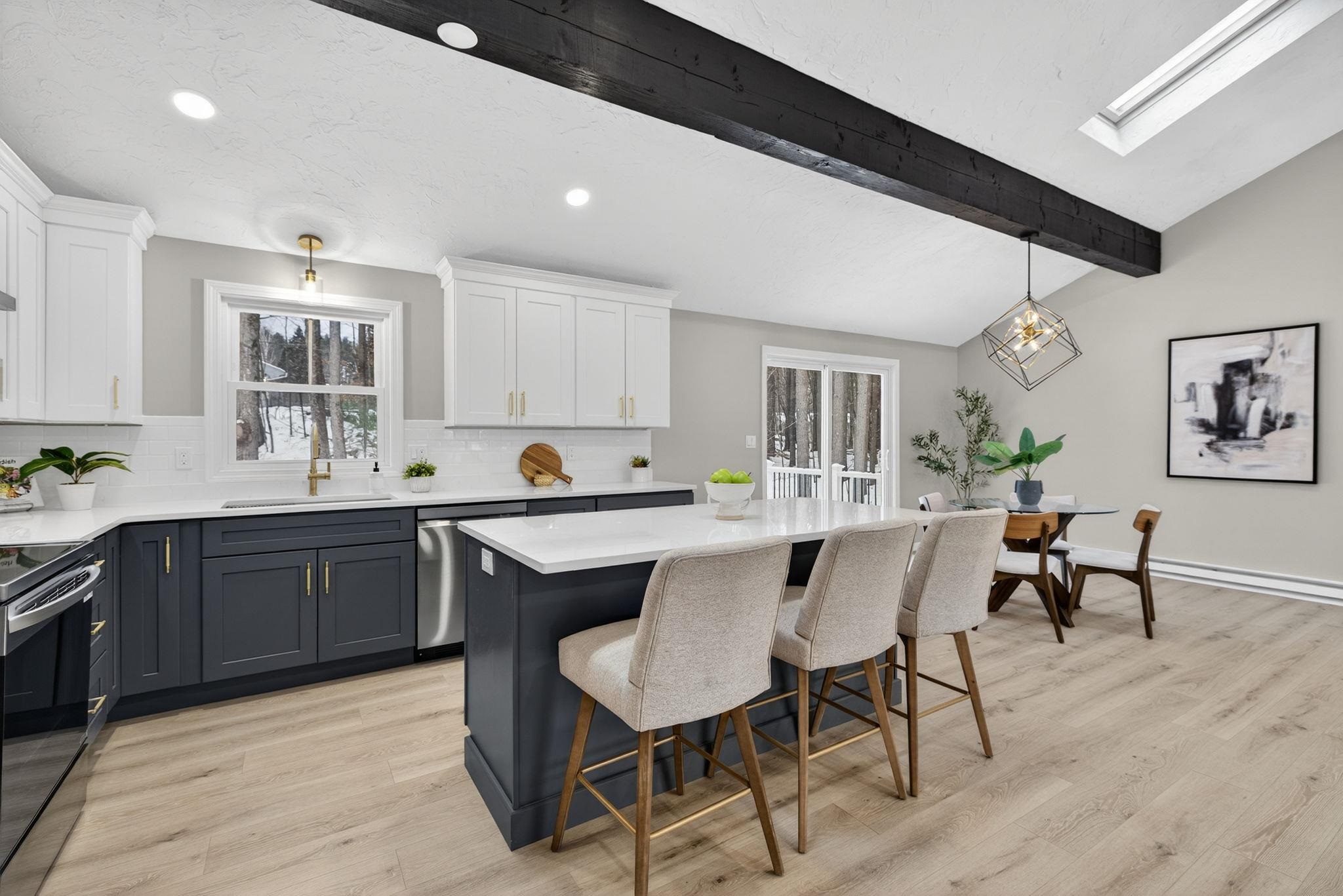 Homes for sale in Londonderry, NH | 5 Heron Dr, Londonderry, NH 03053 | MLS# 5072318