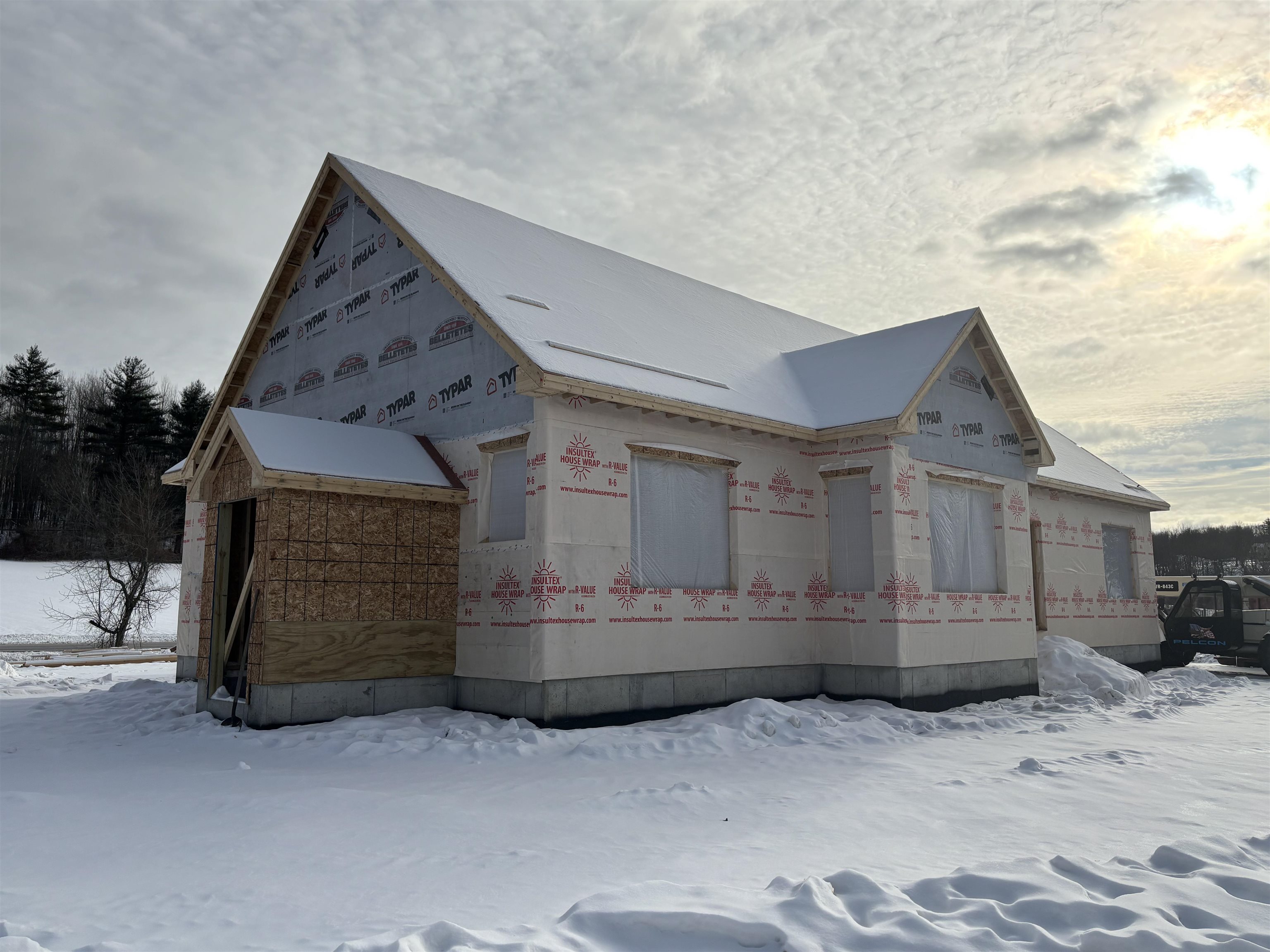 Homes for sale in Hooksett, NH | 131 Merrimack St, Hooksett, NH 03106 | MLS# 5072361