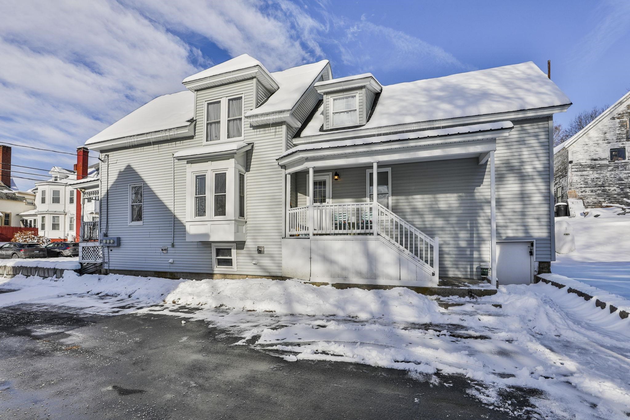 29 Beech St, Newport, NH 03773