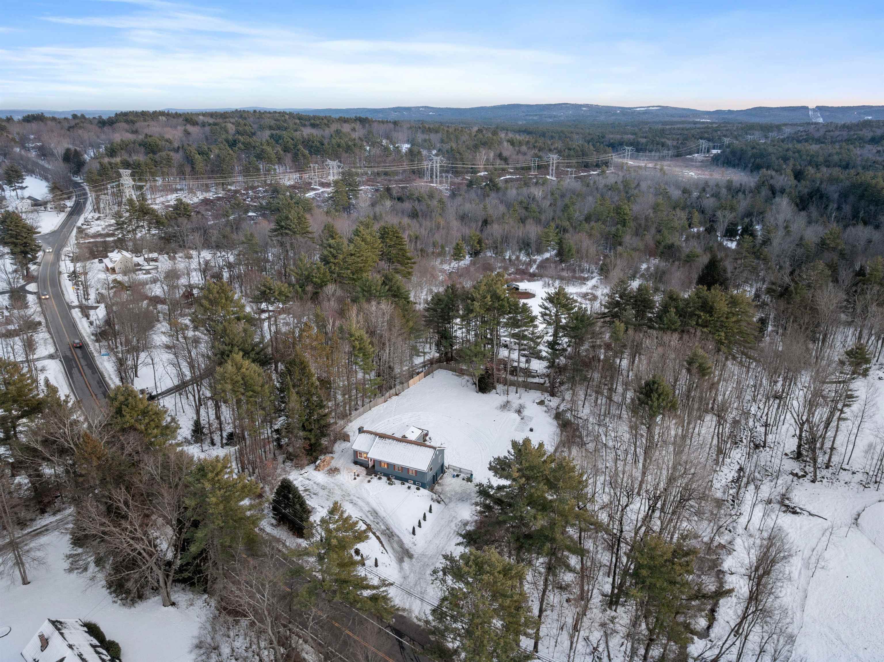 1035 Hopkinton Rd, Hopkinton, NH 03229