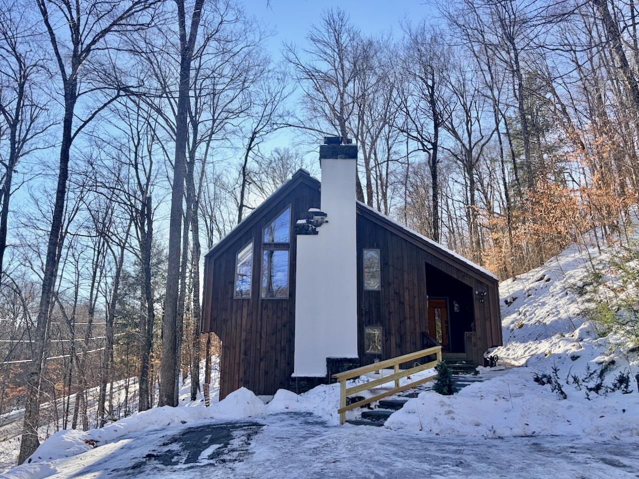 Homes for sale in Plymouth, VT | 368 Crimson Hawk Rd, Plymouth, VT 05056 | MLS# 5072444