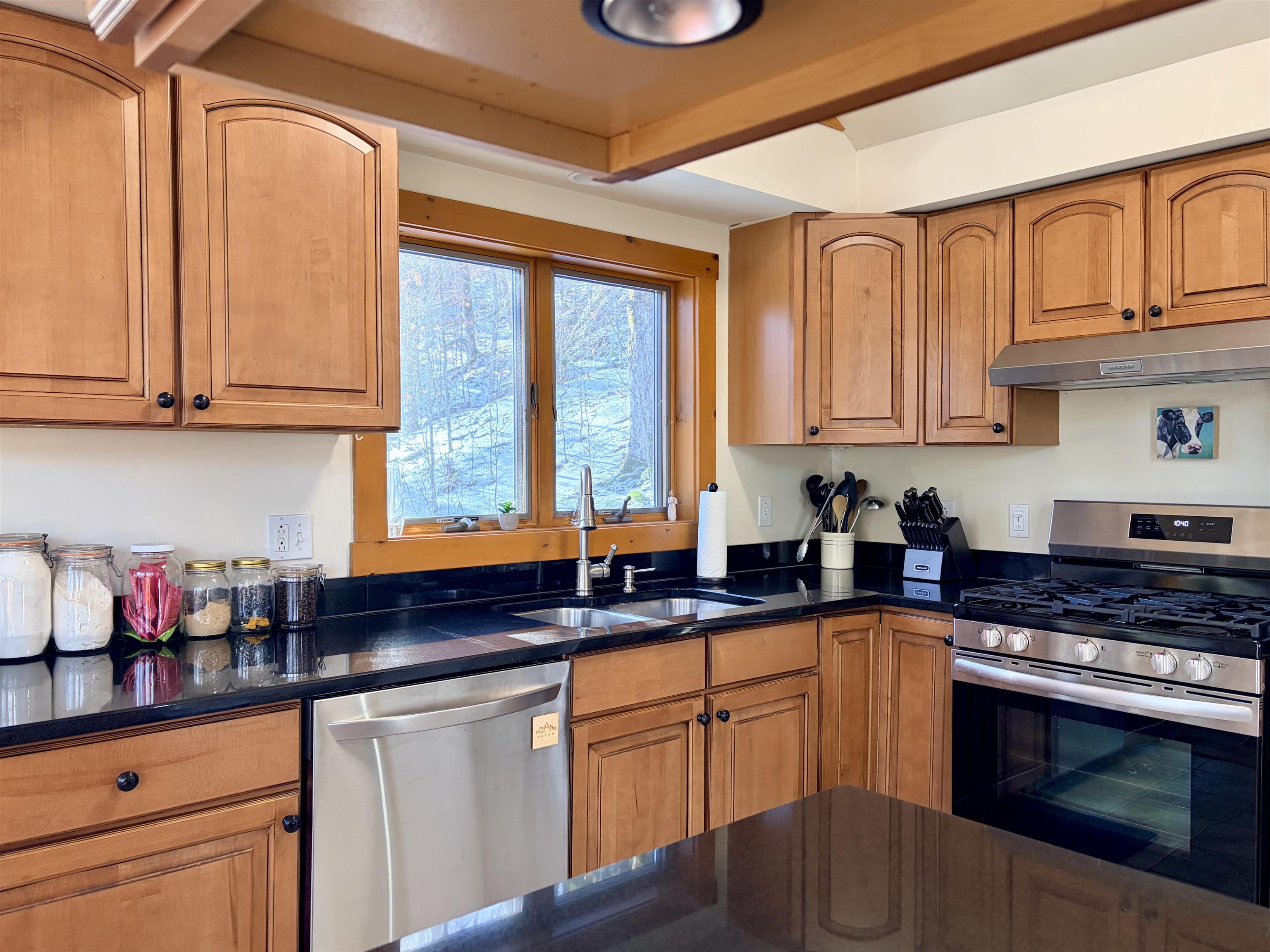 Homes for sale in Plymouth, VT | 368 Crimson Hawk Rd, Plymouth, VT 05056 | MLS# 5072444