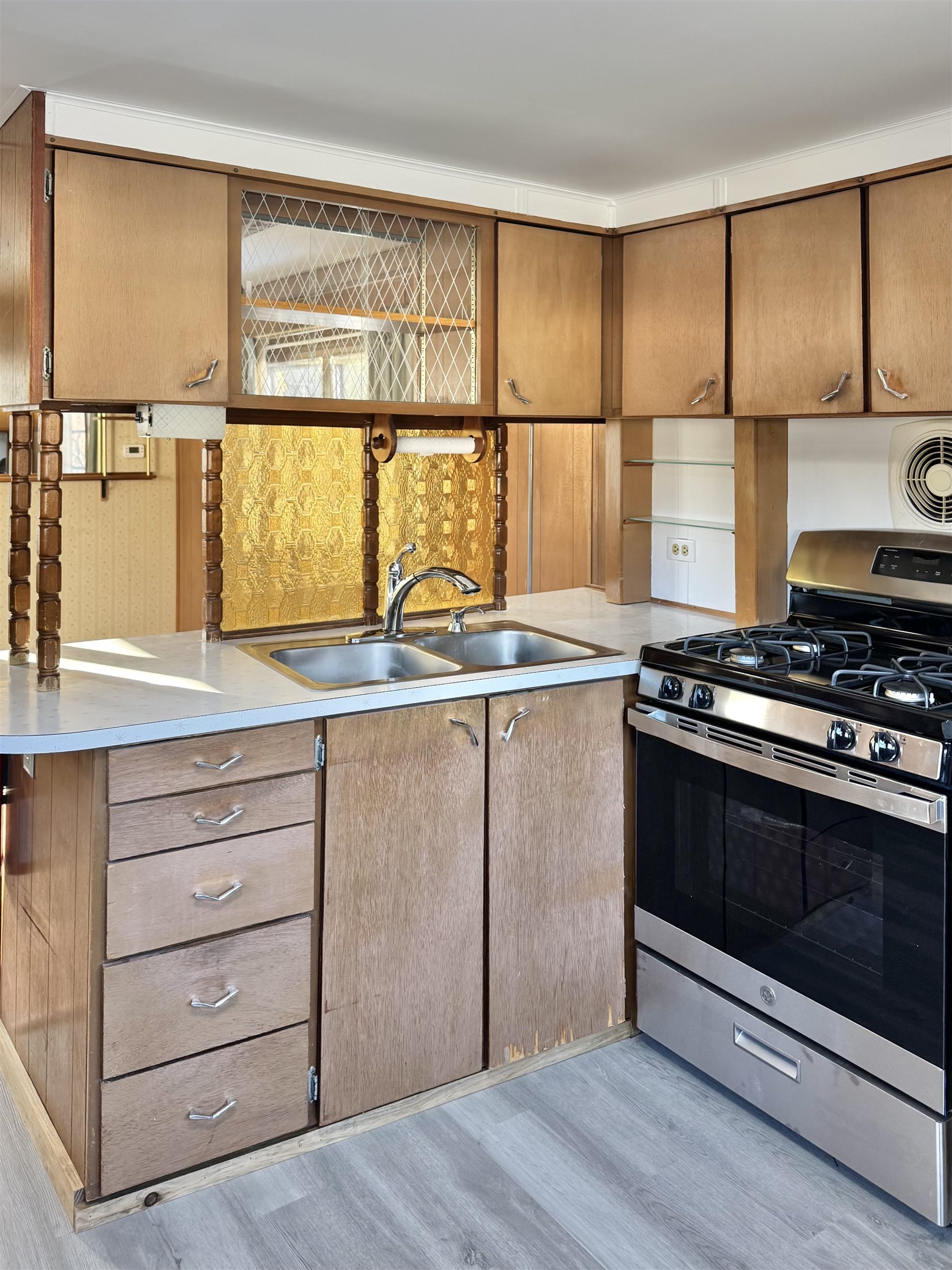 Homes for sale in Holderness, NH | 4 Morin St, Holderness, NH 03245 | MLS# 5072453