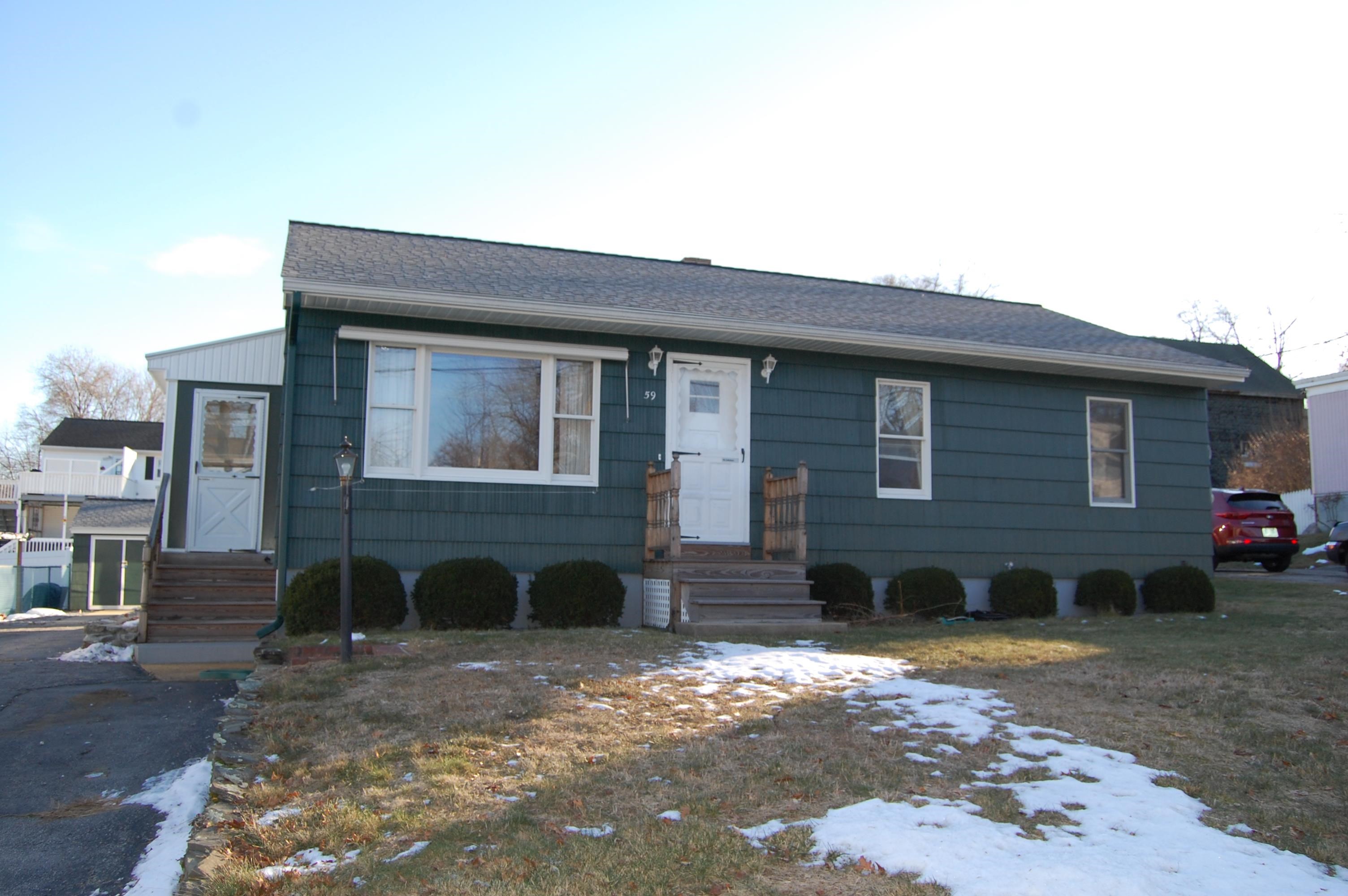 Homes for sale in Goffstown, NH | 59 Fairview St, Goffstown, NH 03045 | MLS# 5072542