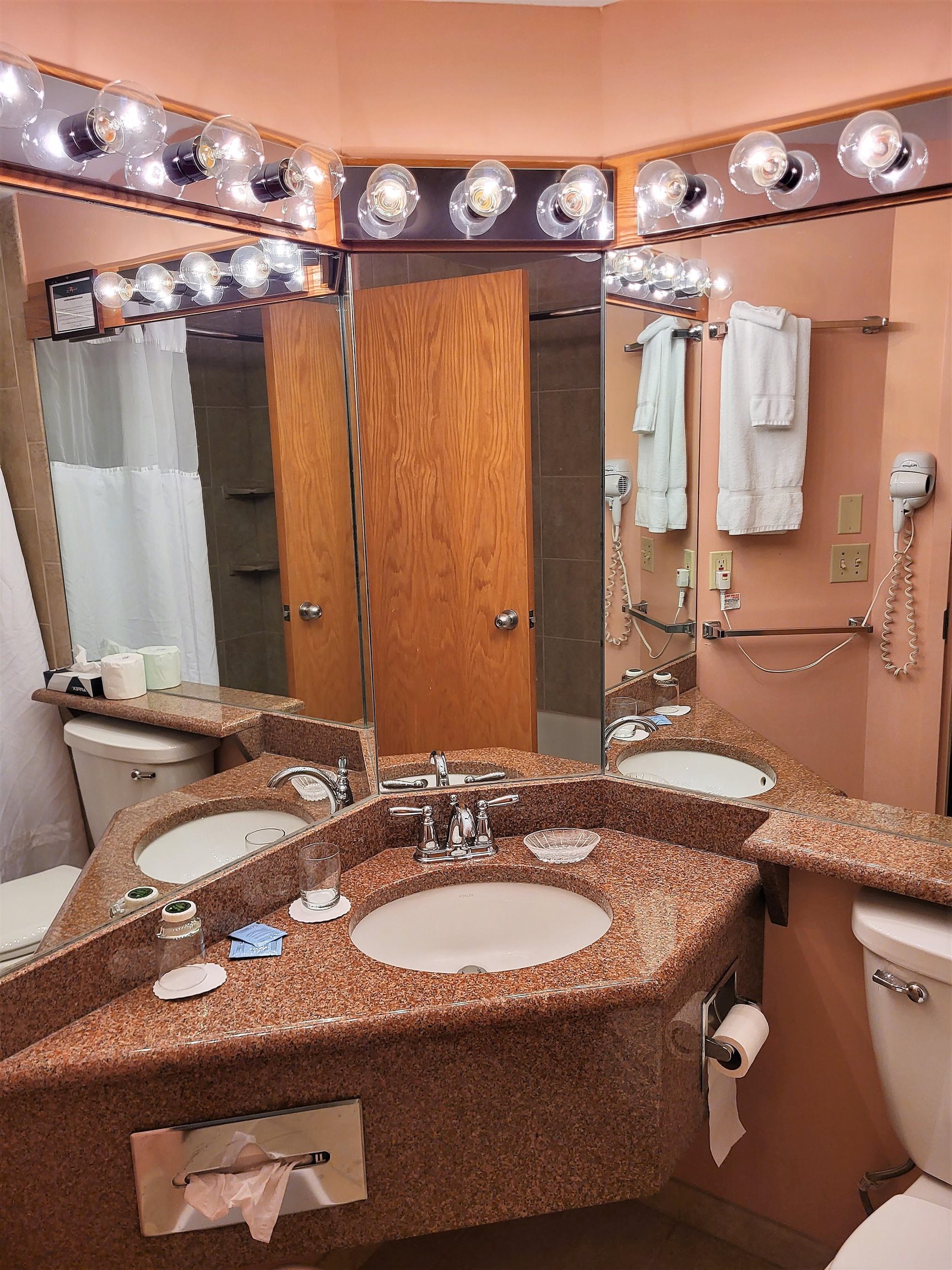 90 Loon Mountain Rd, Lincoln, NH 03251