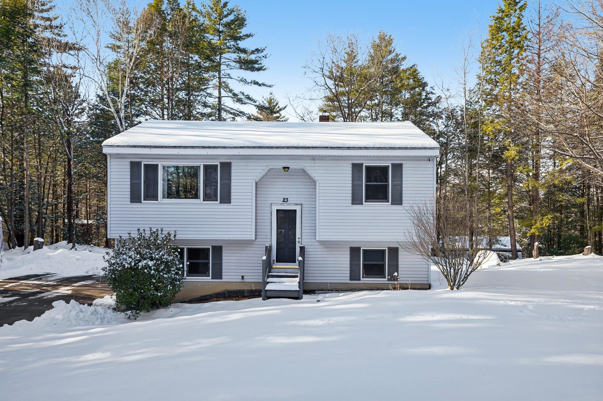 23 Wymans Ldg, Danville, NH 03819