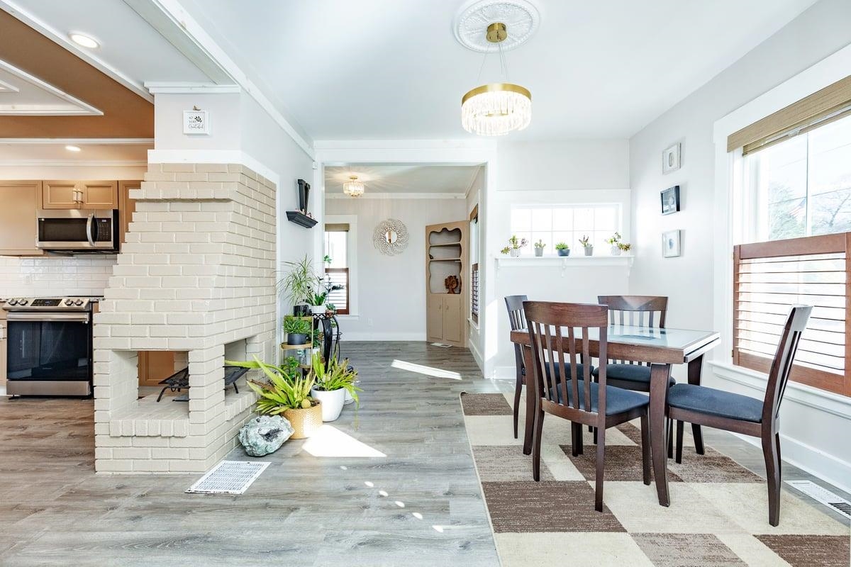 42 Bunker St, Farmington, NH 03835