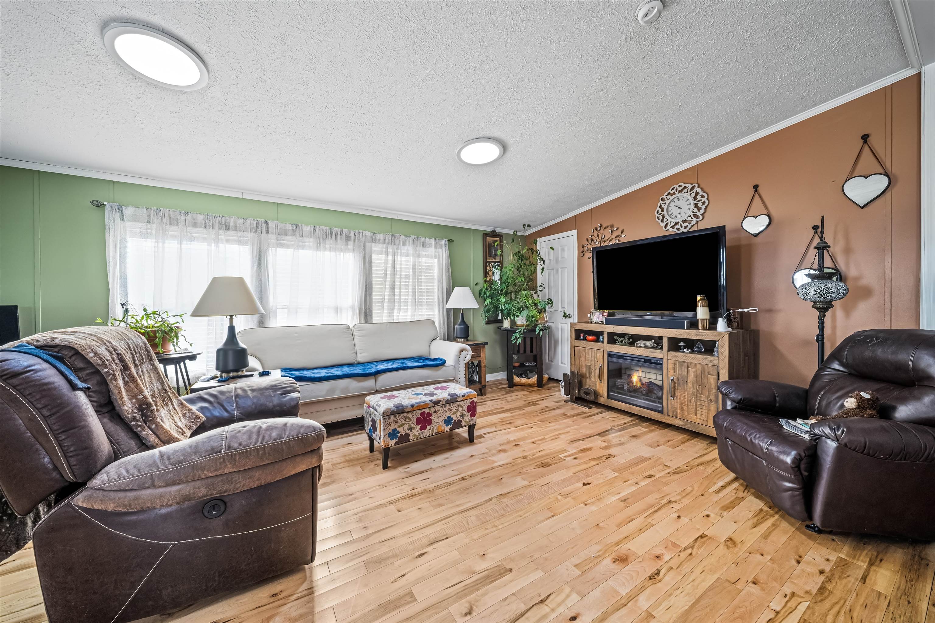 MLS 5072806: 234 Emerald Drive, Barrington NH