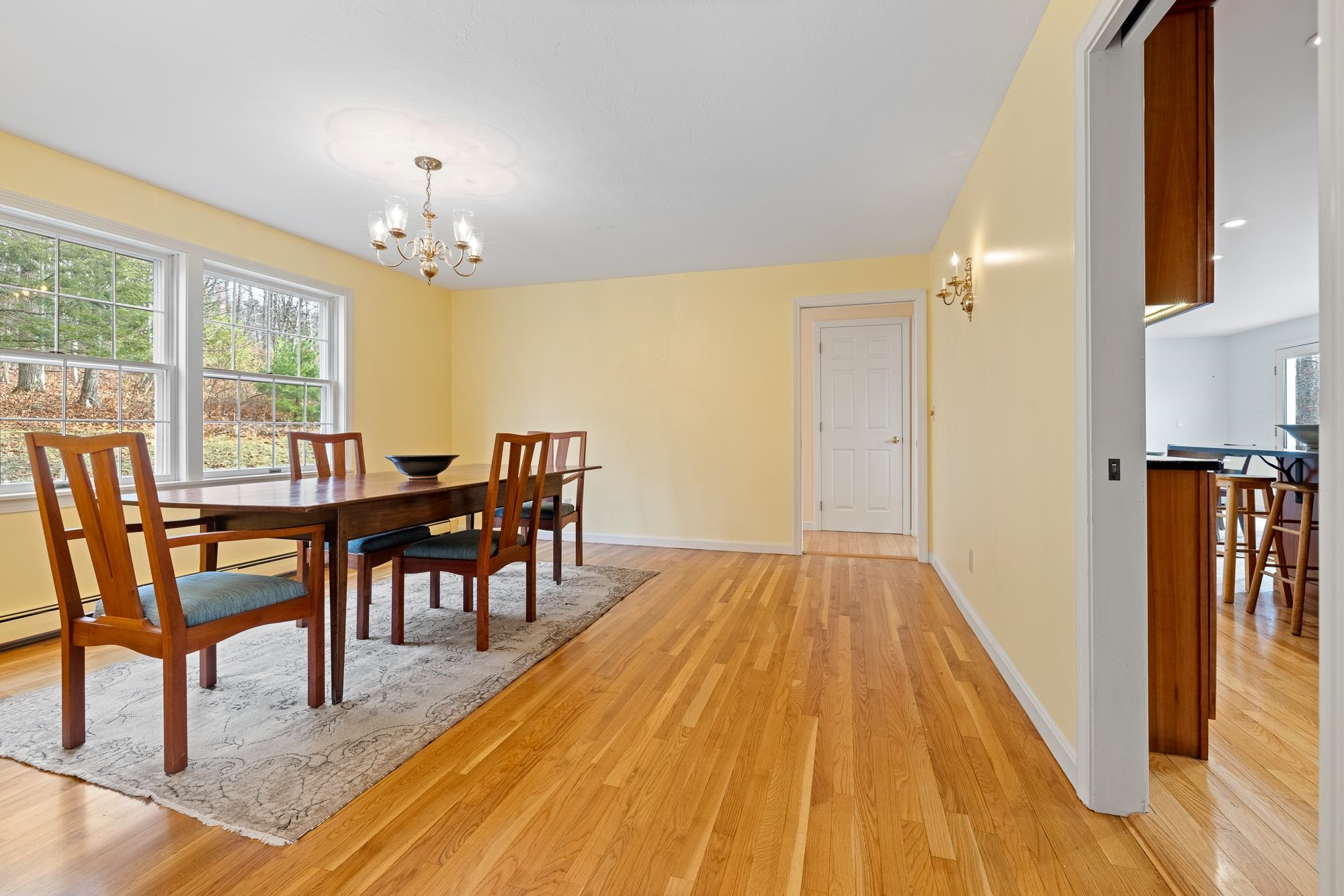 Dining Room 24484554