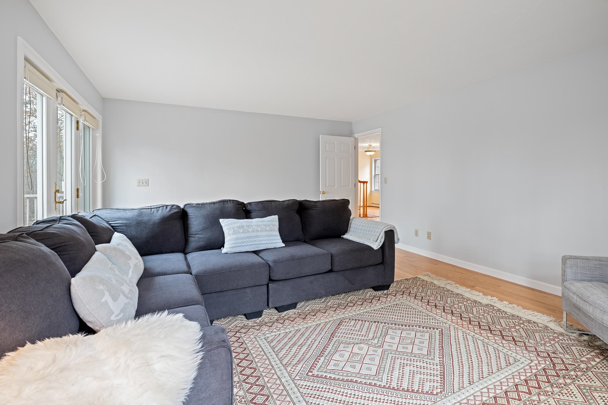 Family Room 24484568