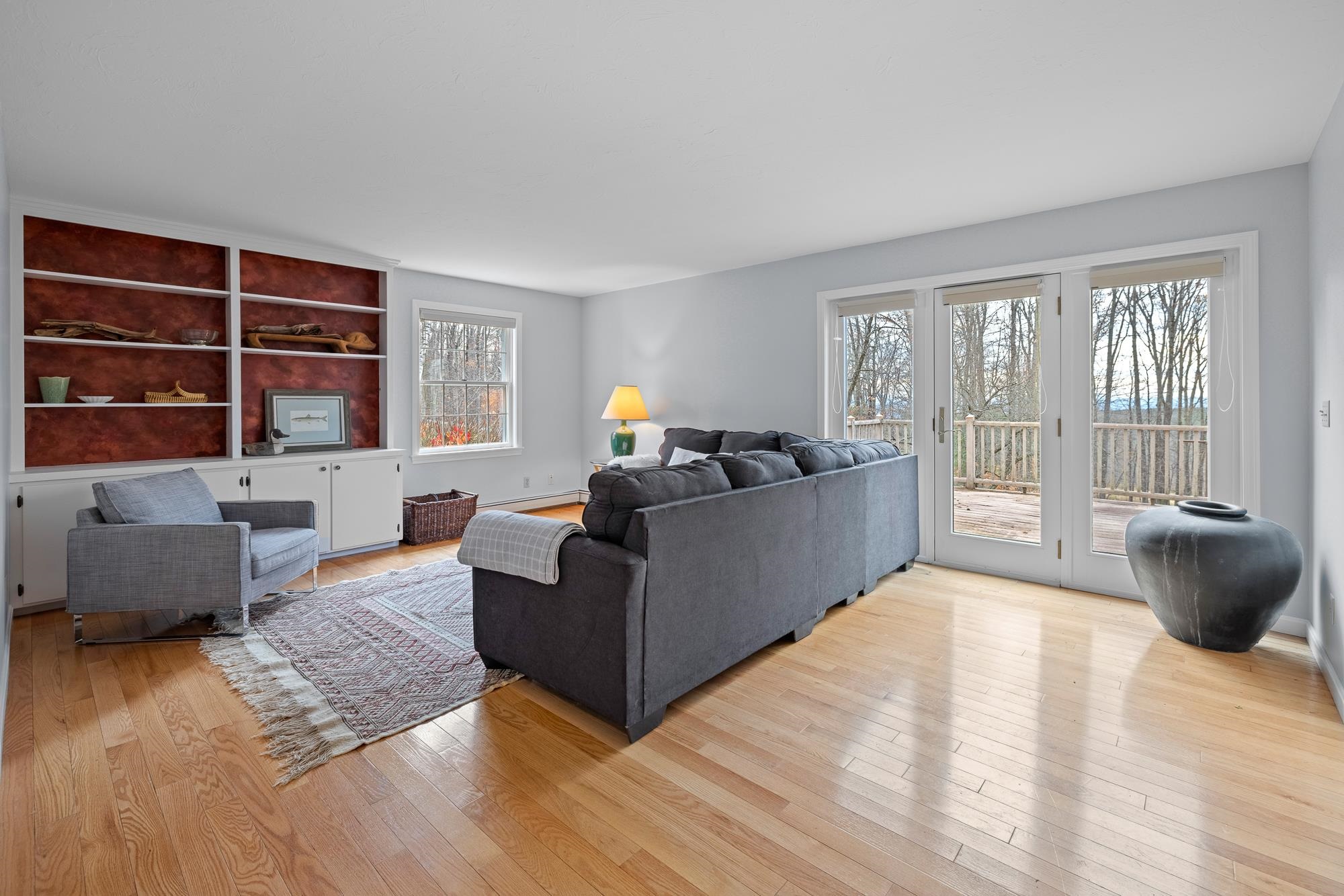 Family room walks out to deck 24484572