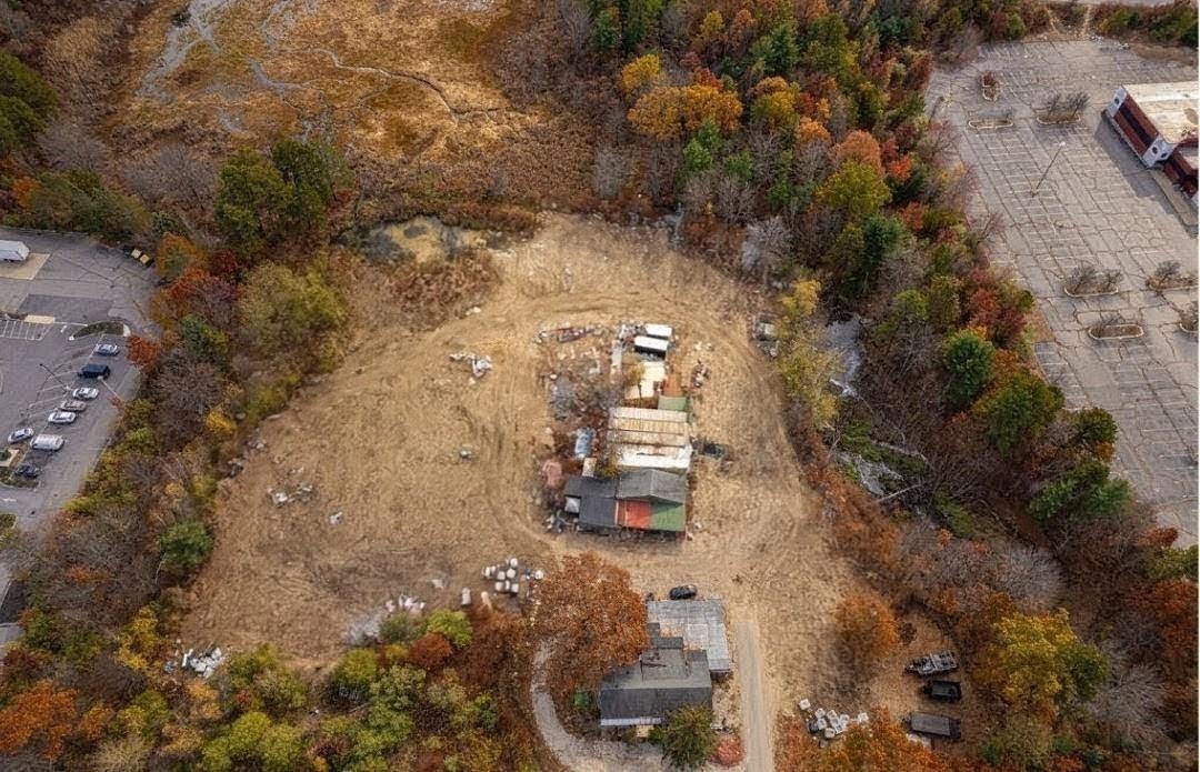 296 Loudon Rd, Concord, NH 03301