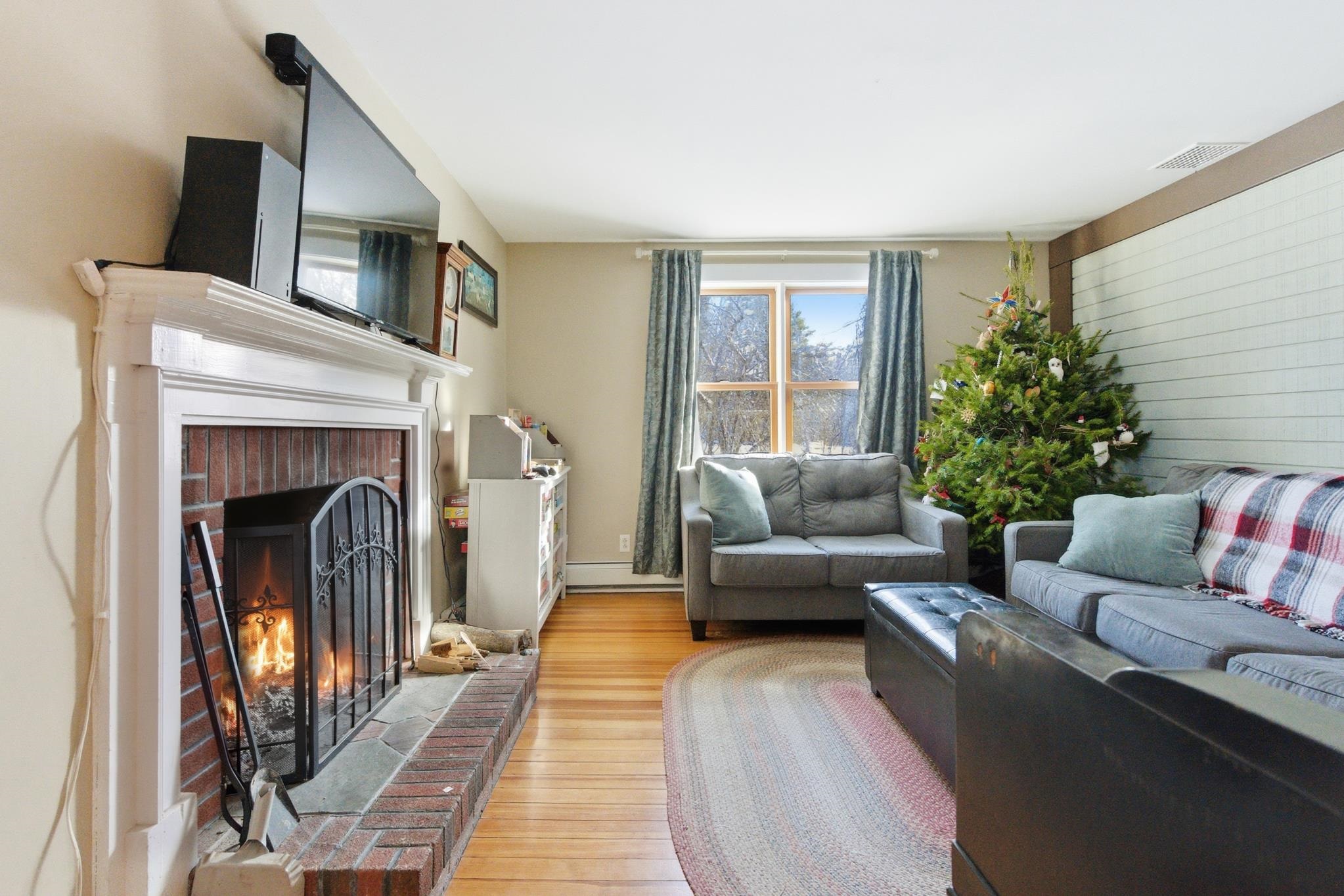 Homes for sale in Brookfield, NH | 557 Wentworth Rd, Brookfield, NH 03872 | MLS# 5072975