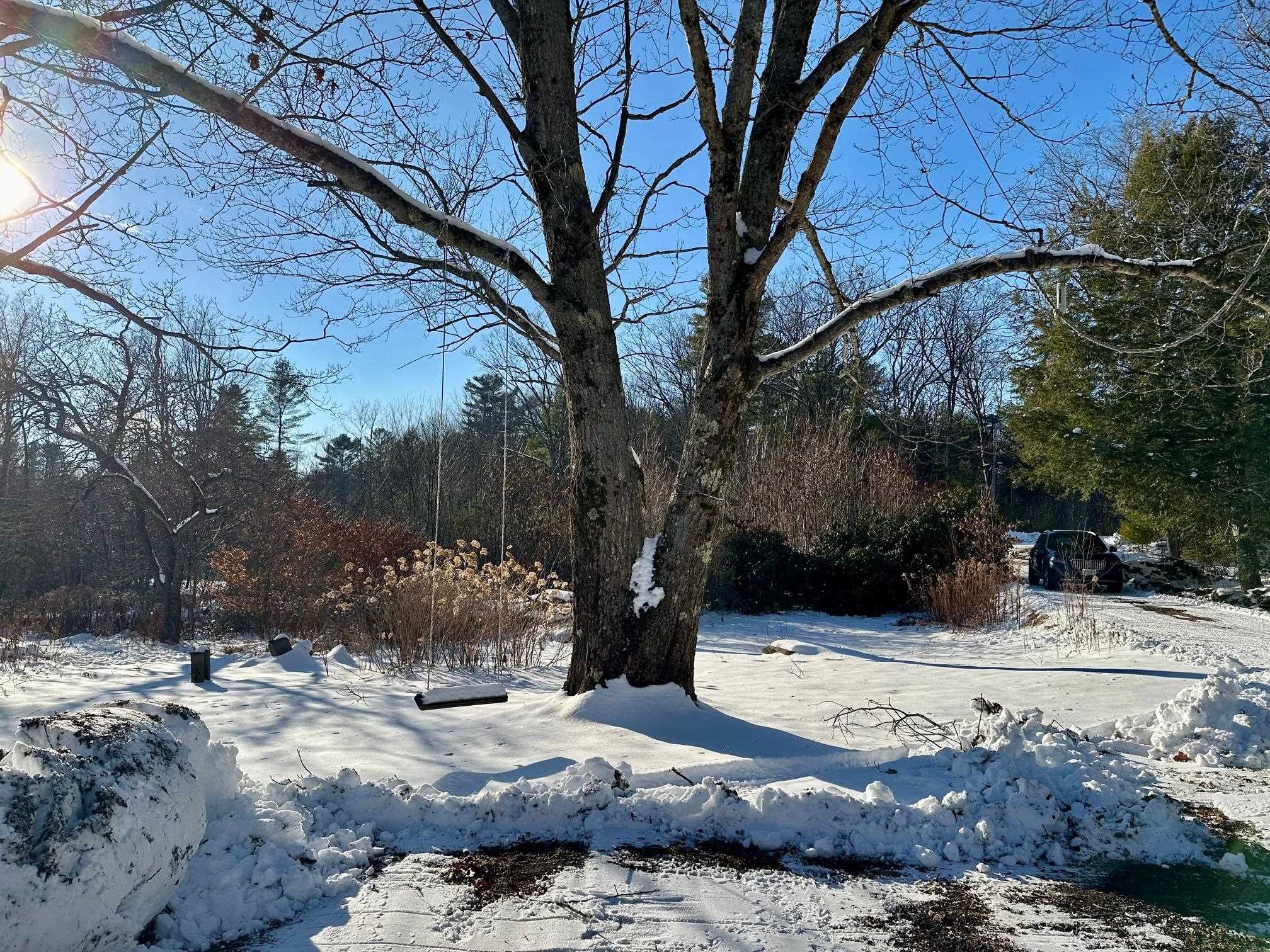 138 Stone Pond Rd, Marlow, NH 03456