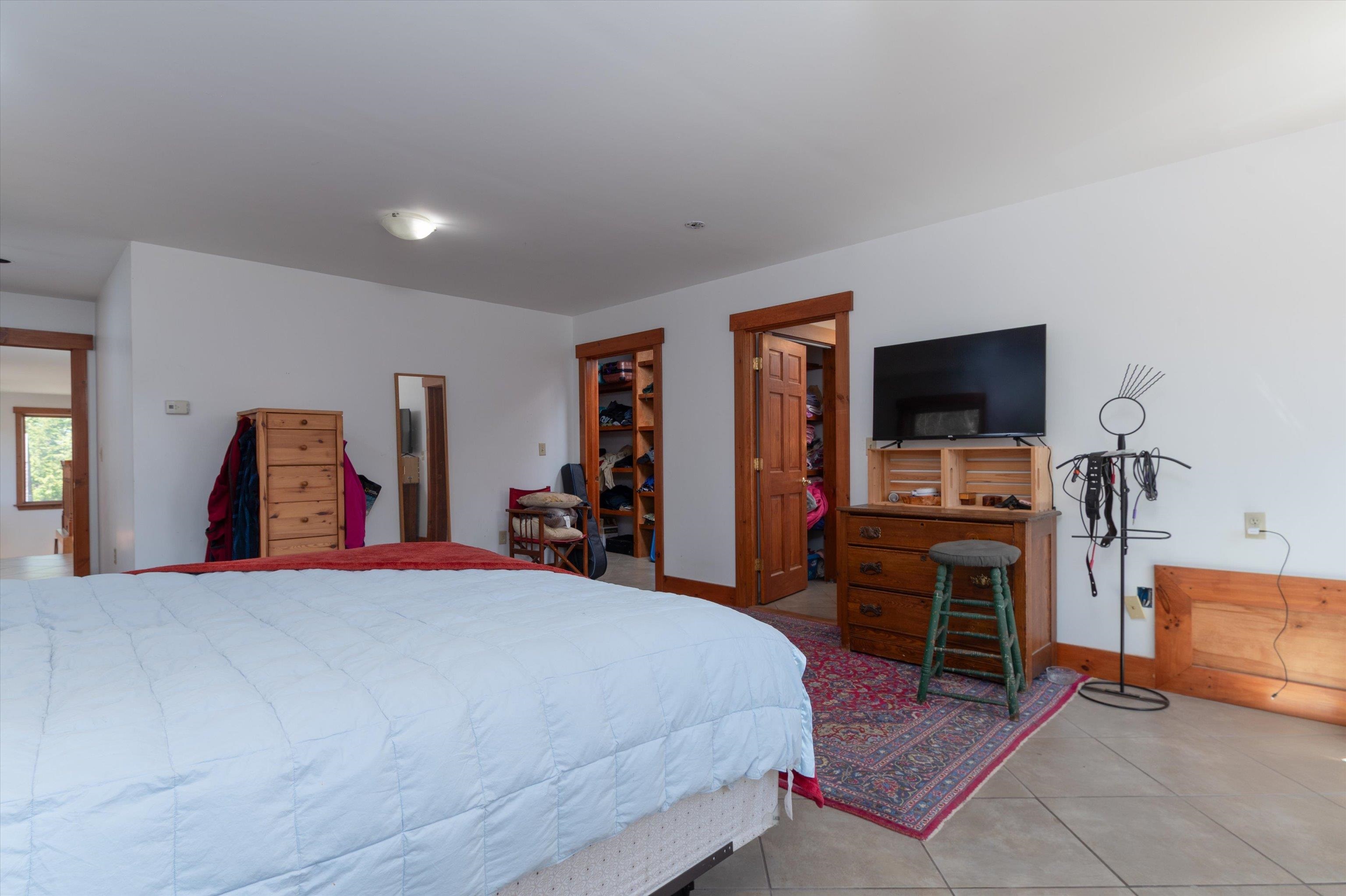 2nd Floor Primary 24566498