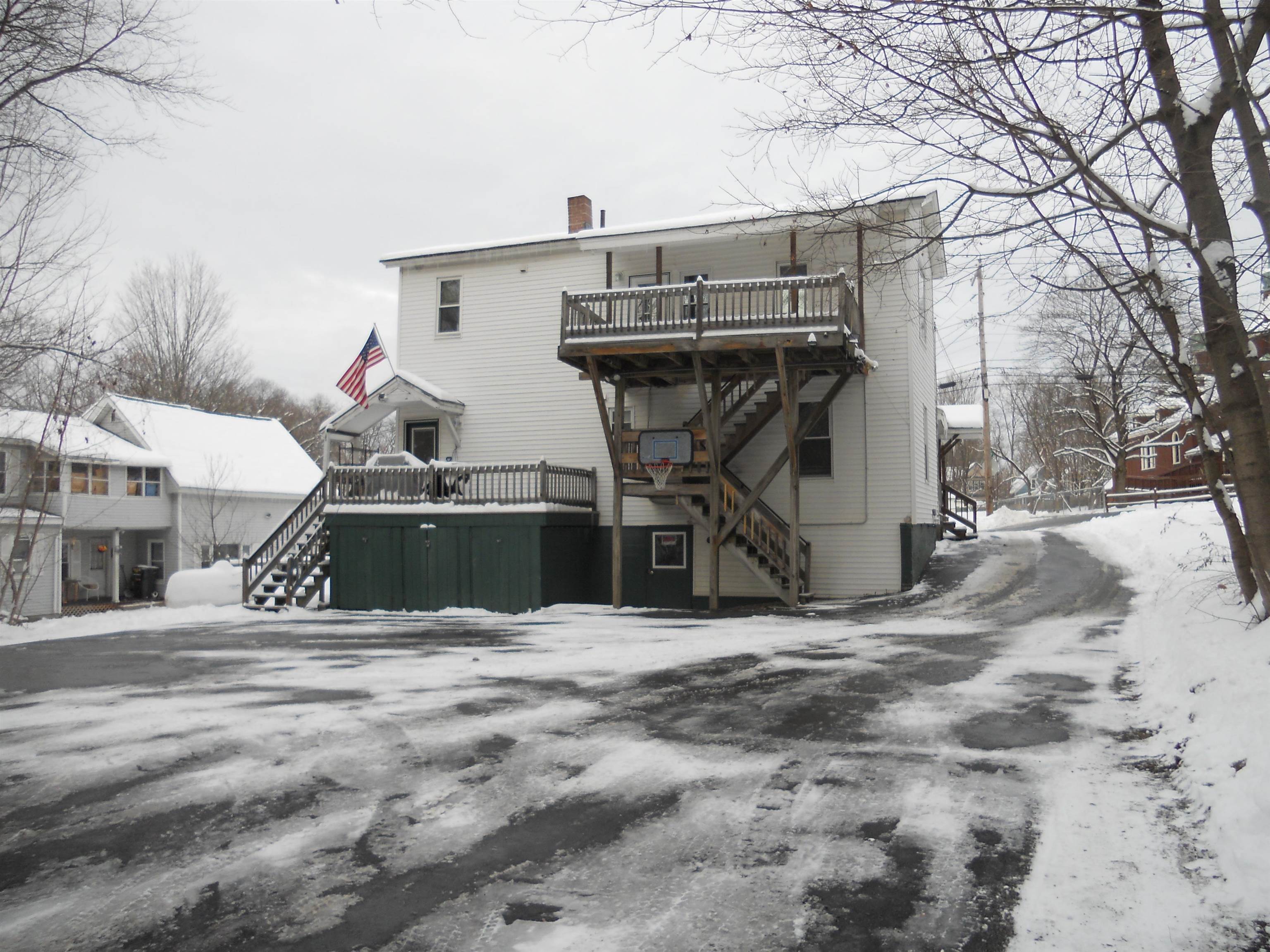 110 Sullivan St, Claremont, NH 03743