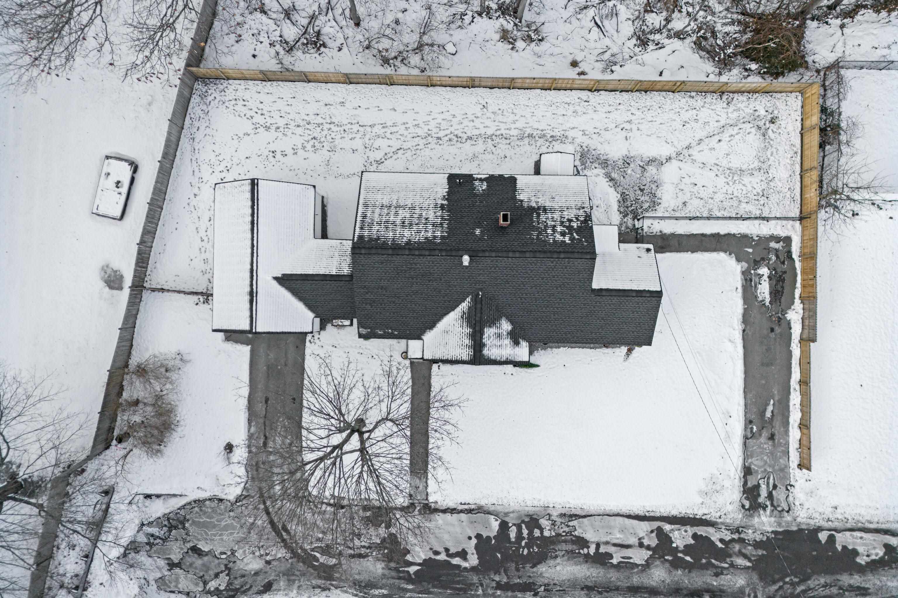 93 Armand Ave, Manchester, NH 03103