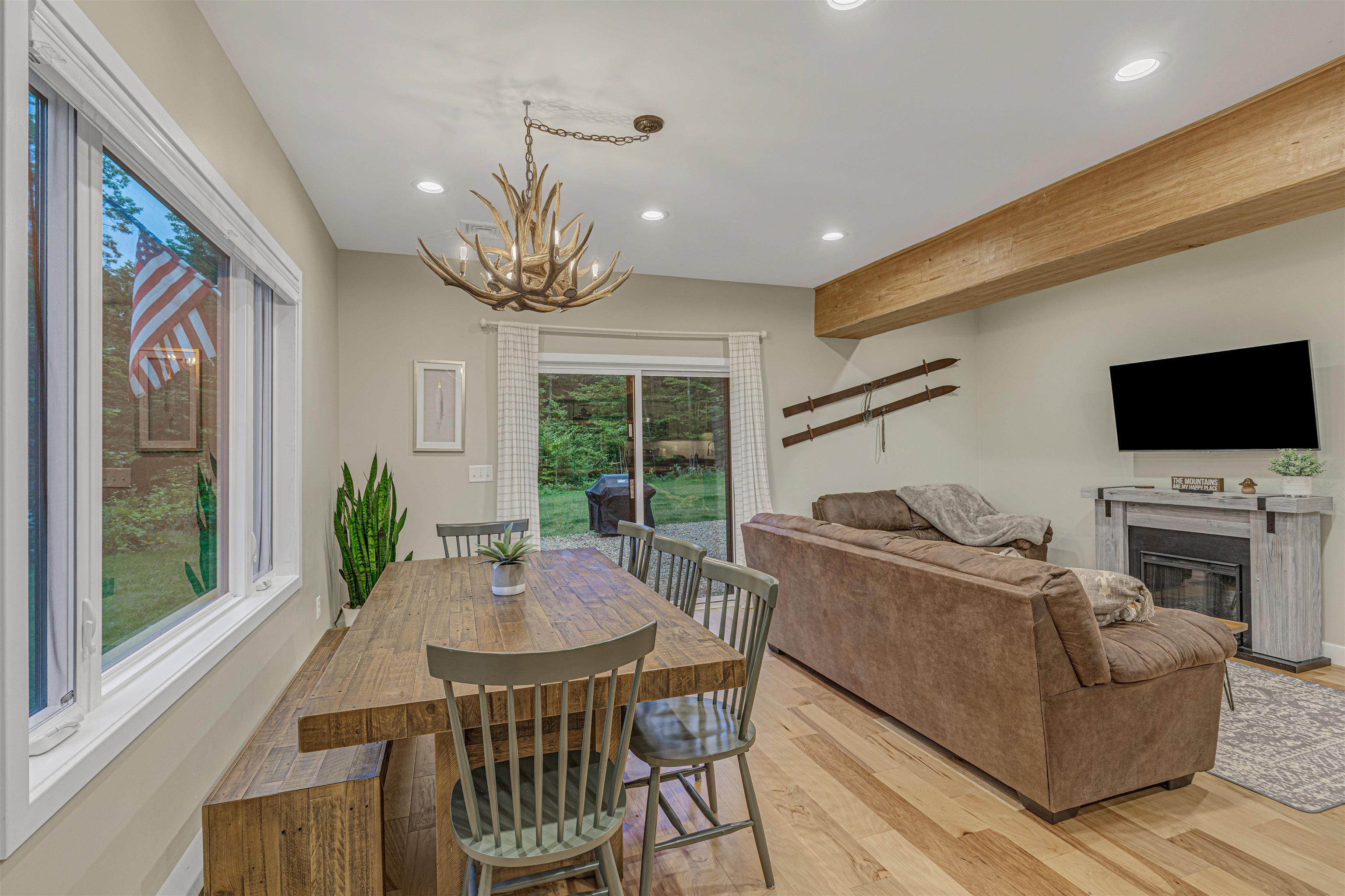 237 Glen Ledge Rd, Bartlett, NH 03838