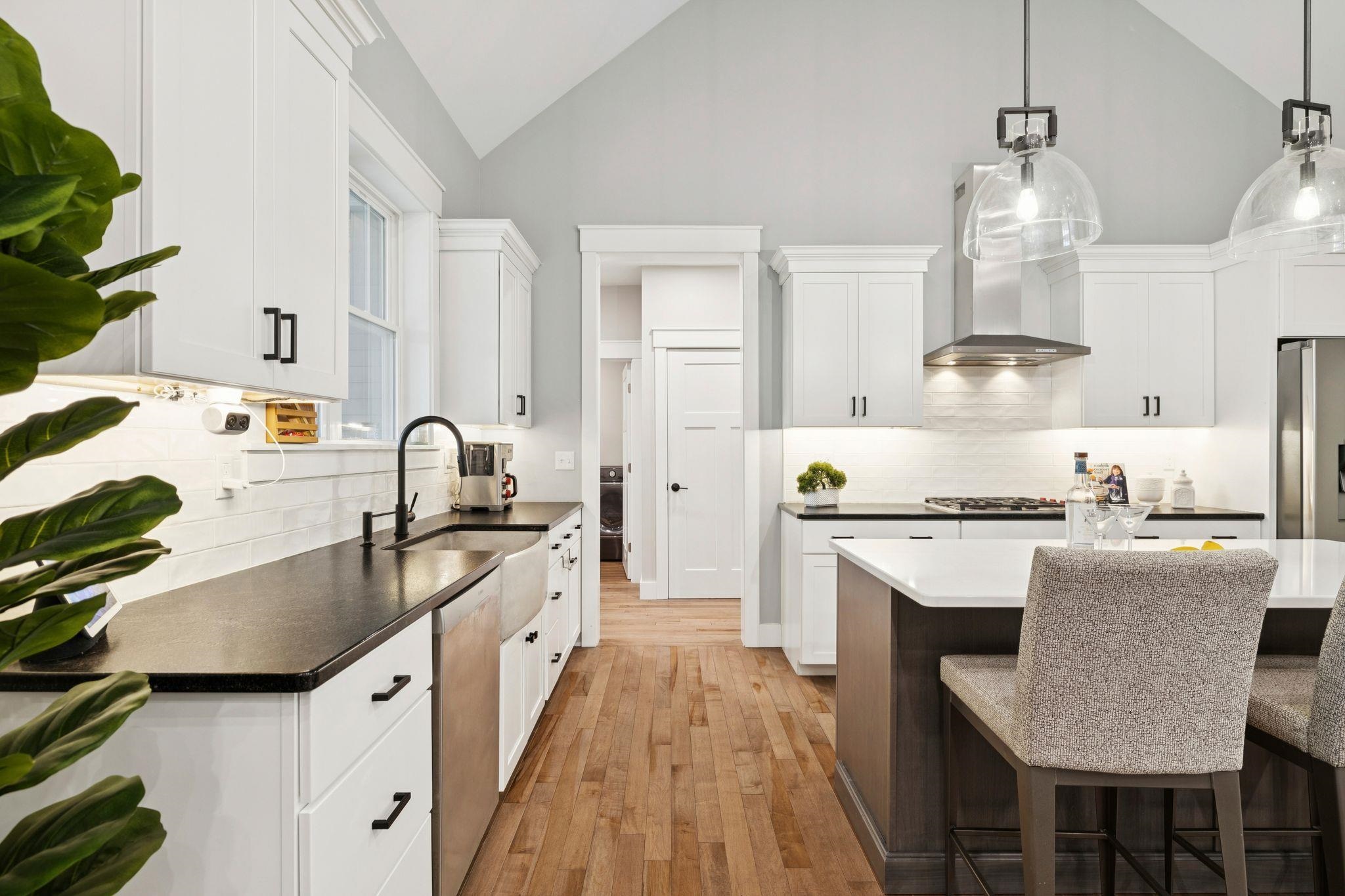 12 Lisden Dr, Tuftonboro, NH 03816