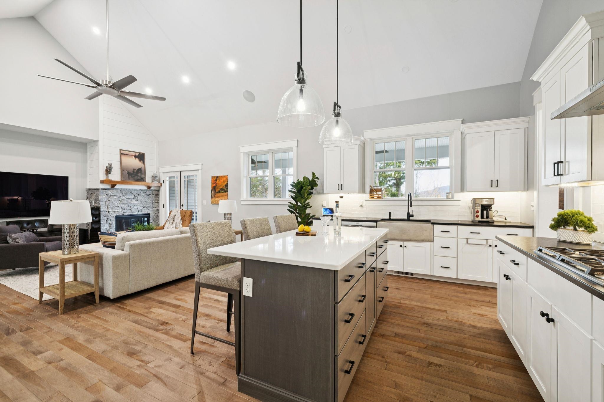 12 Lisden Dr, Tuftonboro, NH 03816