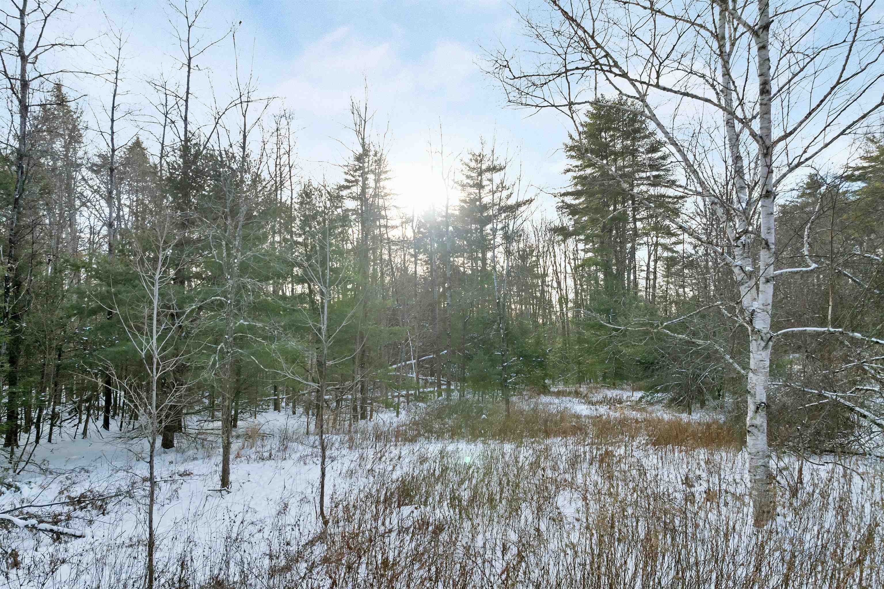 61 Freeman Hall Rd, Nottingham, NH 03290