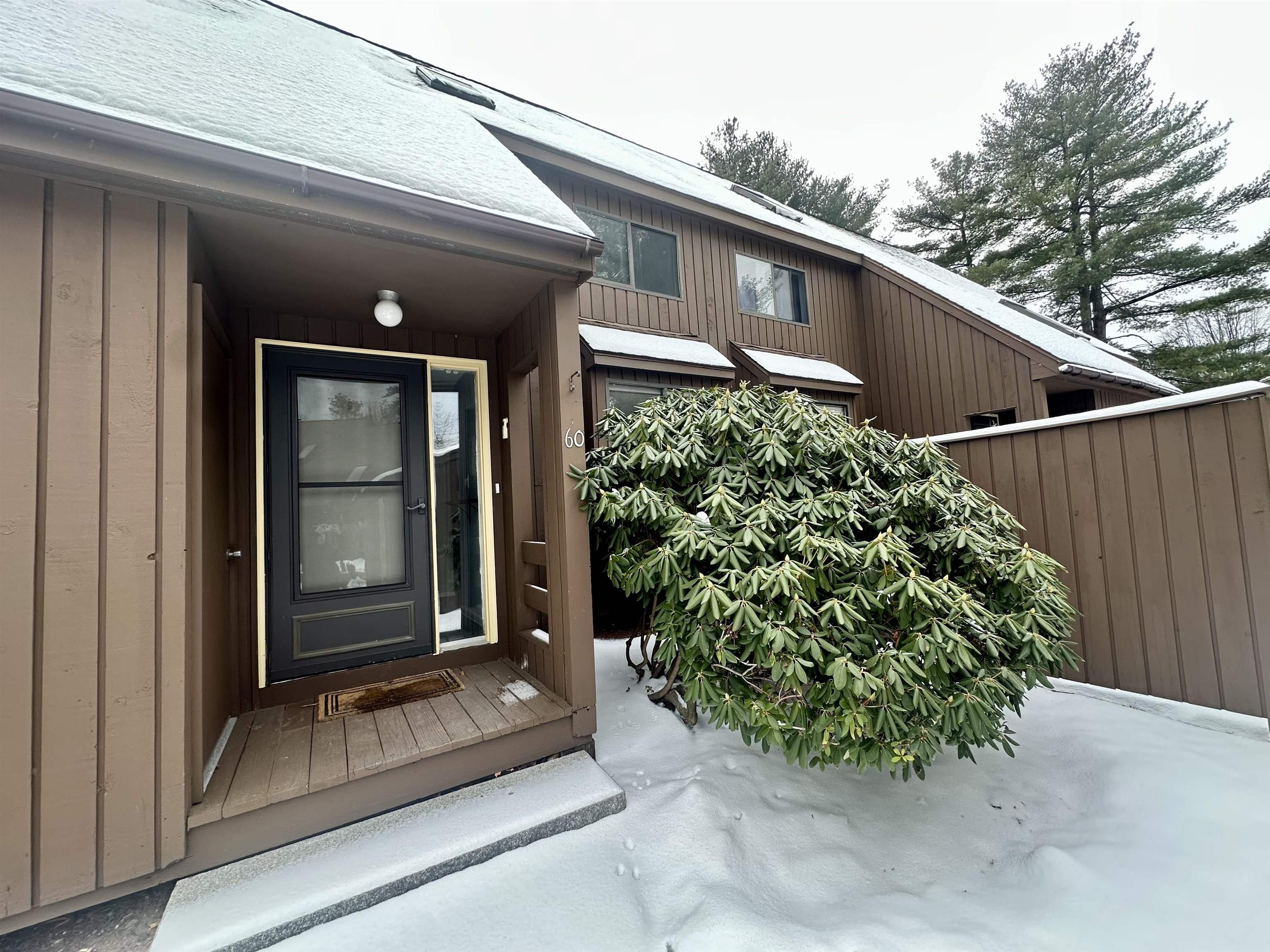 MLS 5073243: 60 Spring Cove Road-Unit 60, Nashua NH