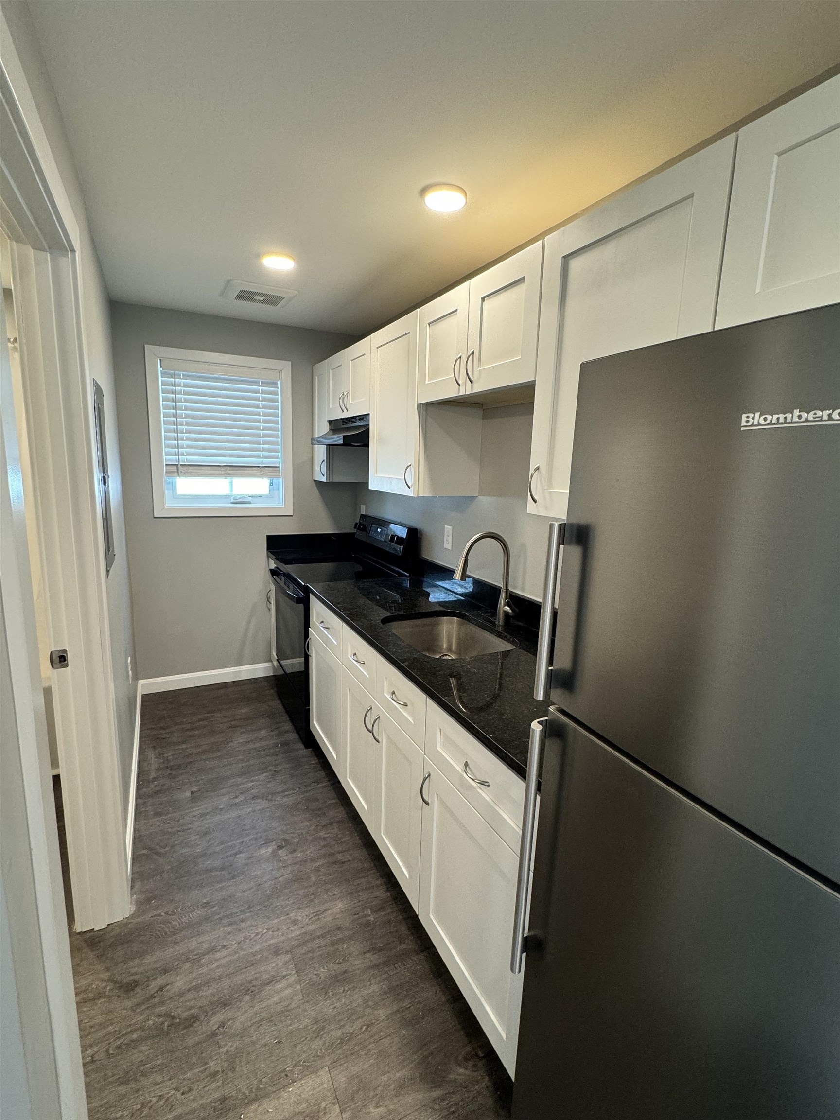 10 Monarch Way, Portsmouth, NH, 03801