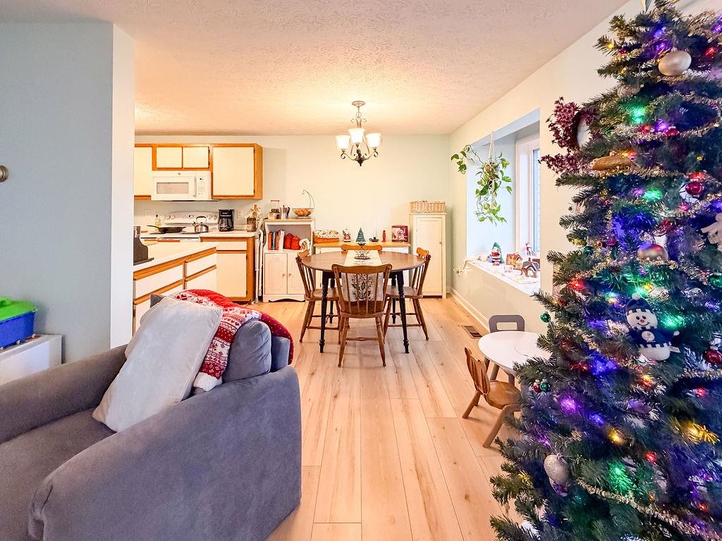 84 Branch Turnpike, Concord, NH 03301