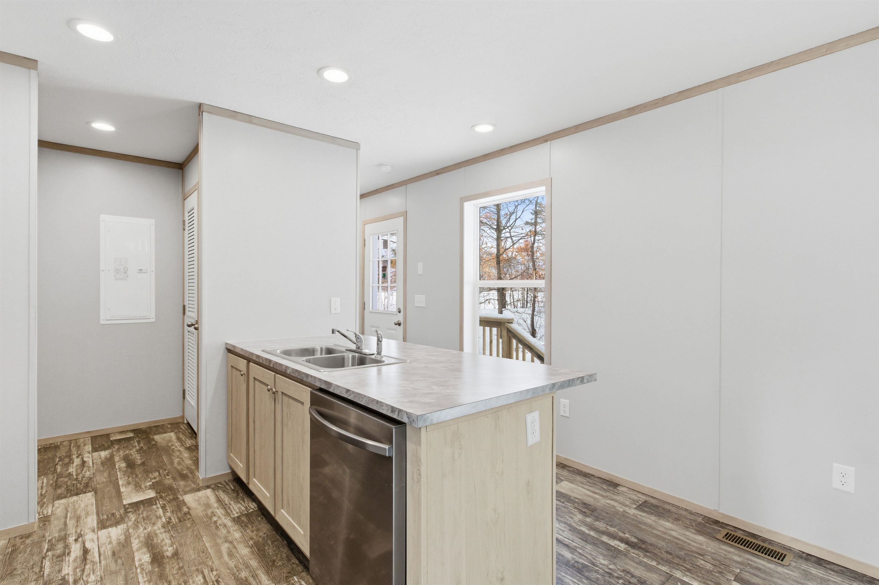 Homes for sale in Conway, NH | 64 O'keefe Cir, Conway, NH 03860 | MLS# 5073341