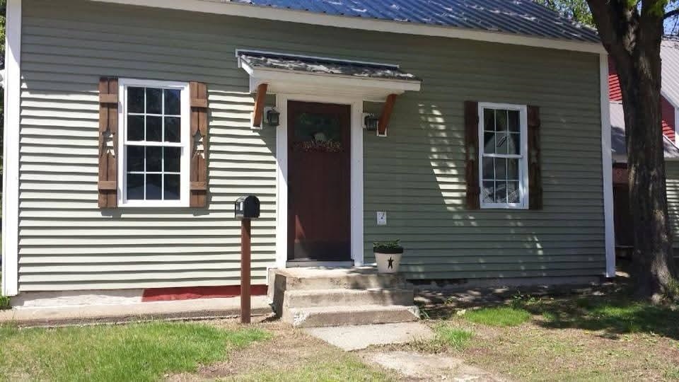 Homes for sale in Springfield, VT | 147 South St, Springfield, VT 05156 | MLS# 5073379