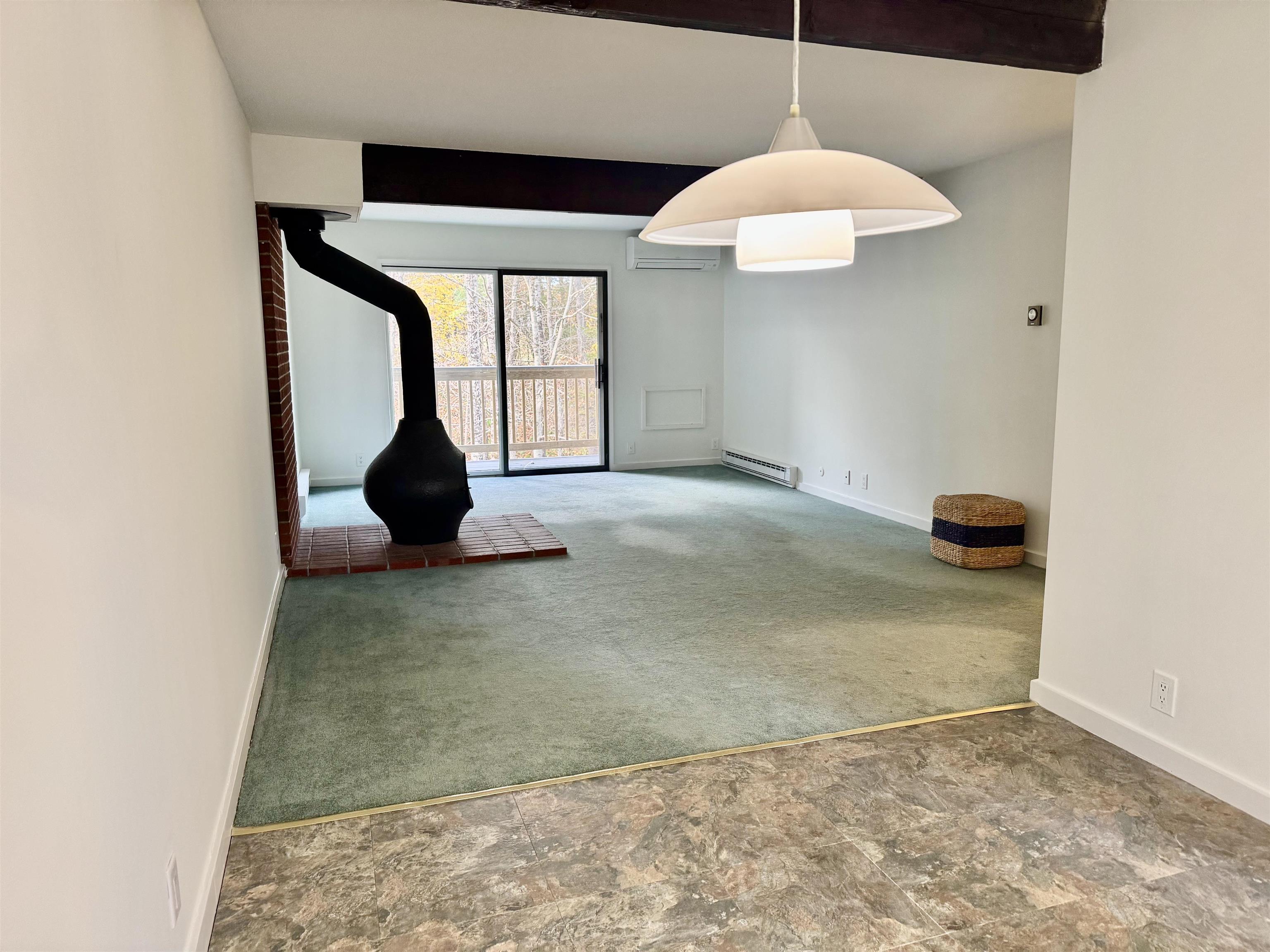 Dining to Livingroom 24436950