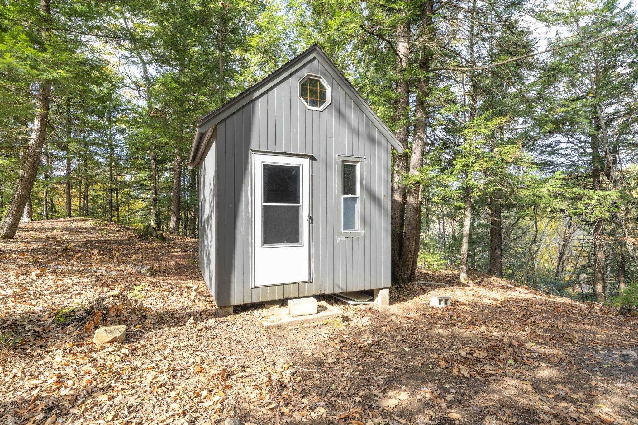 1057 Old Turnpike Rd, Salisbury, NH 03268