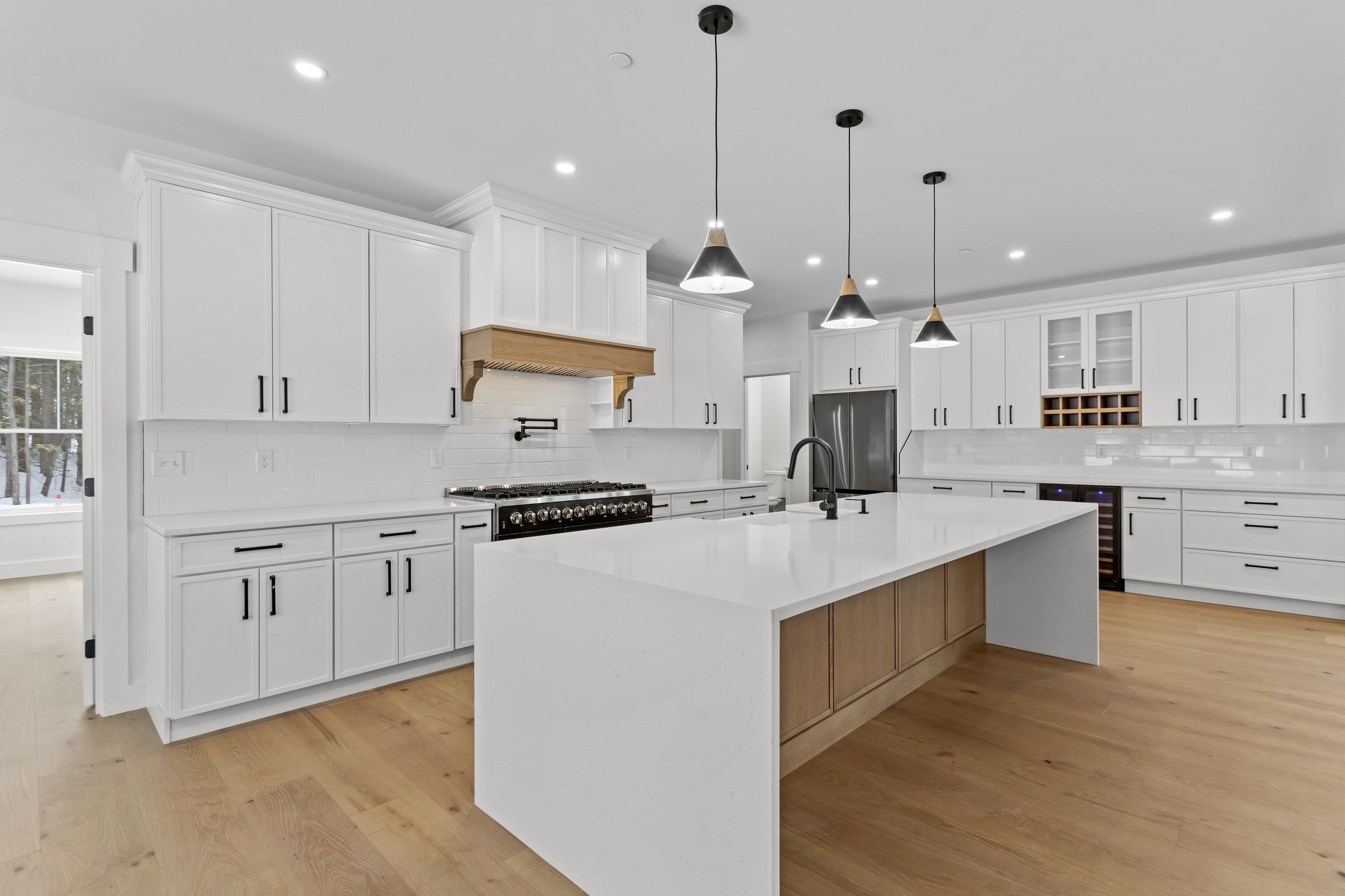 Homes for sale in New Boston, NH | 17 Sawmill Ln, New Boston, NH 03070 | MLS# 5073463