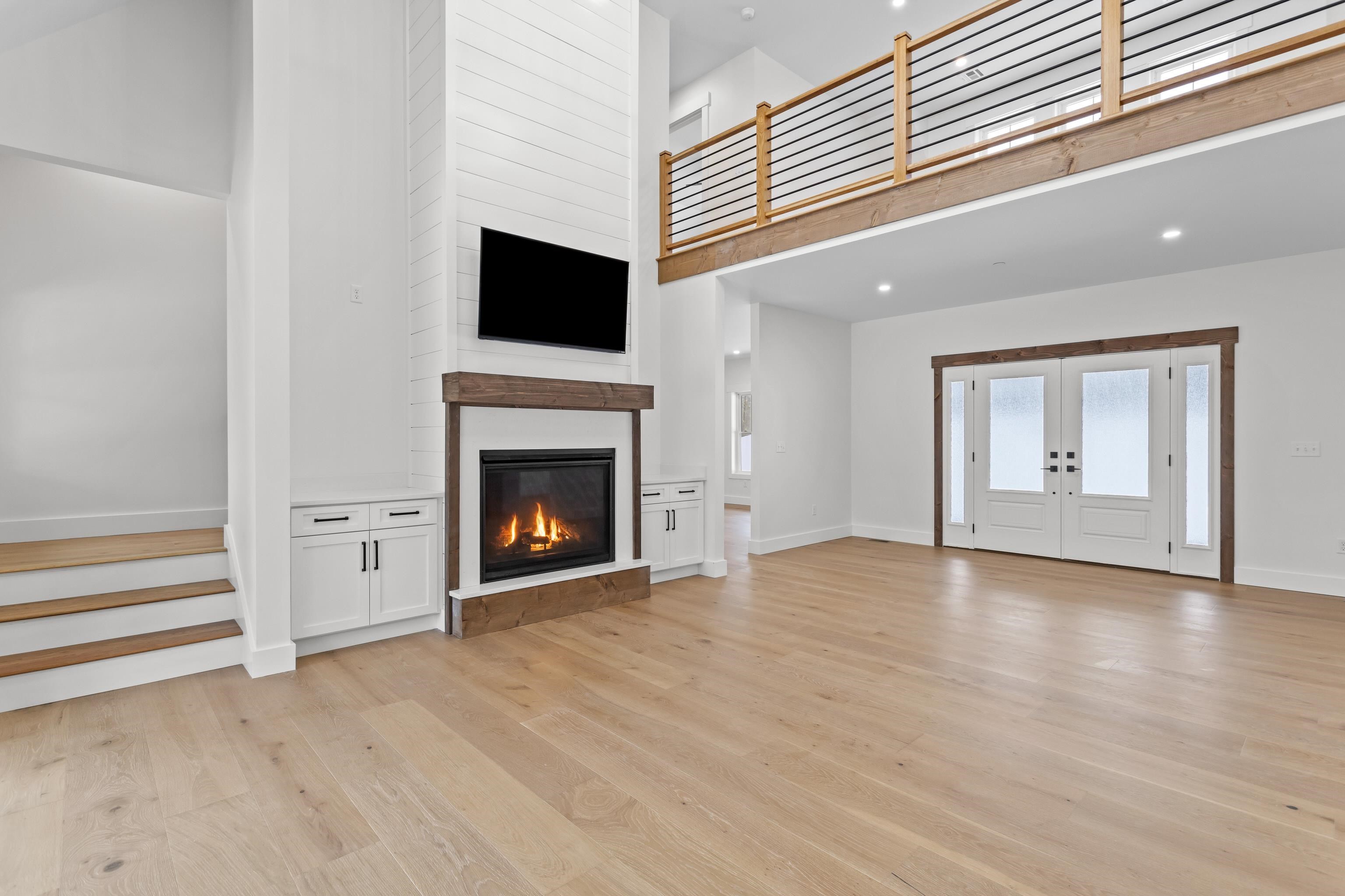 Homes for sale in New Boston, NH | 17 Sawmill Ln, New Boston, NH 03070 | MLS# 5073463