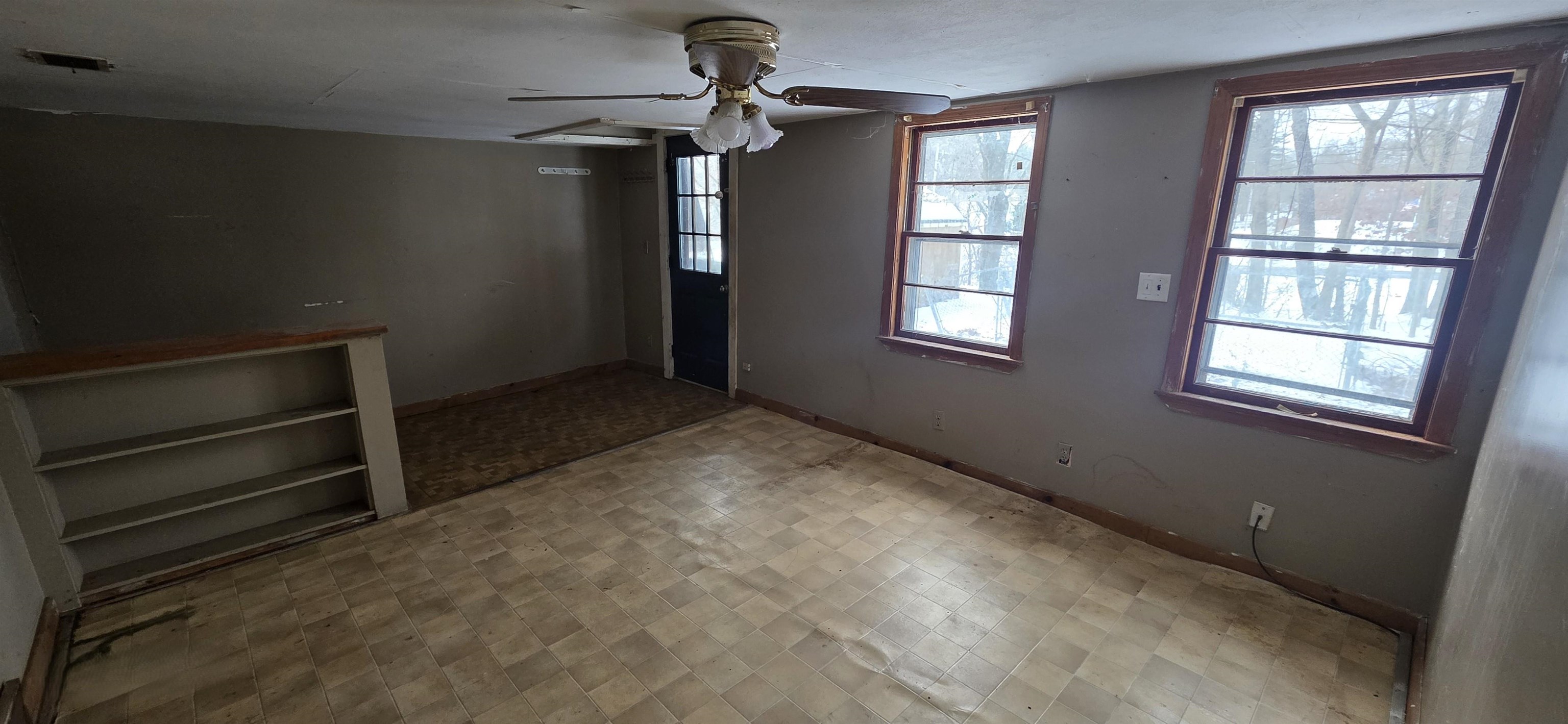 Homes for sale in Raymond, NH | 99 Route 27, Raymond, NH 03077 | MLS# 5073489