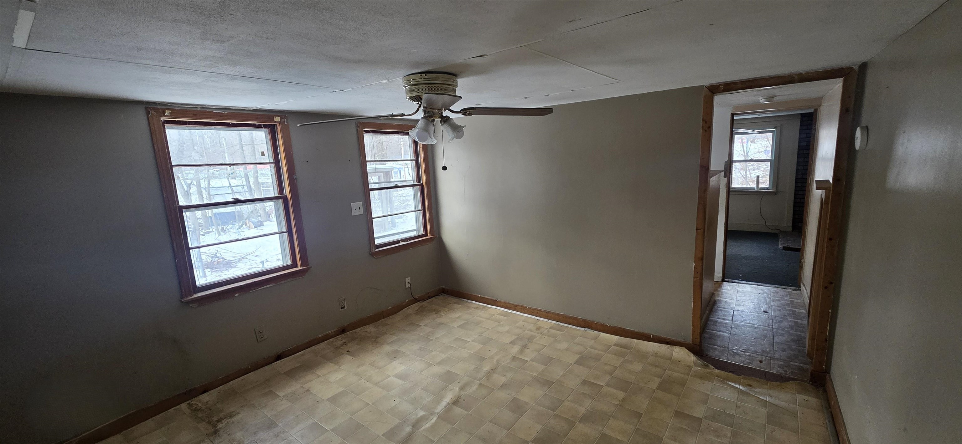 Homes for sale in Raymond, NH | 99 Route 27, Raymond, NH 03077 | MLS# 5073489