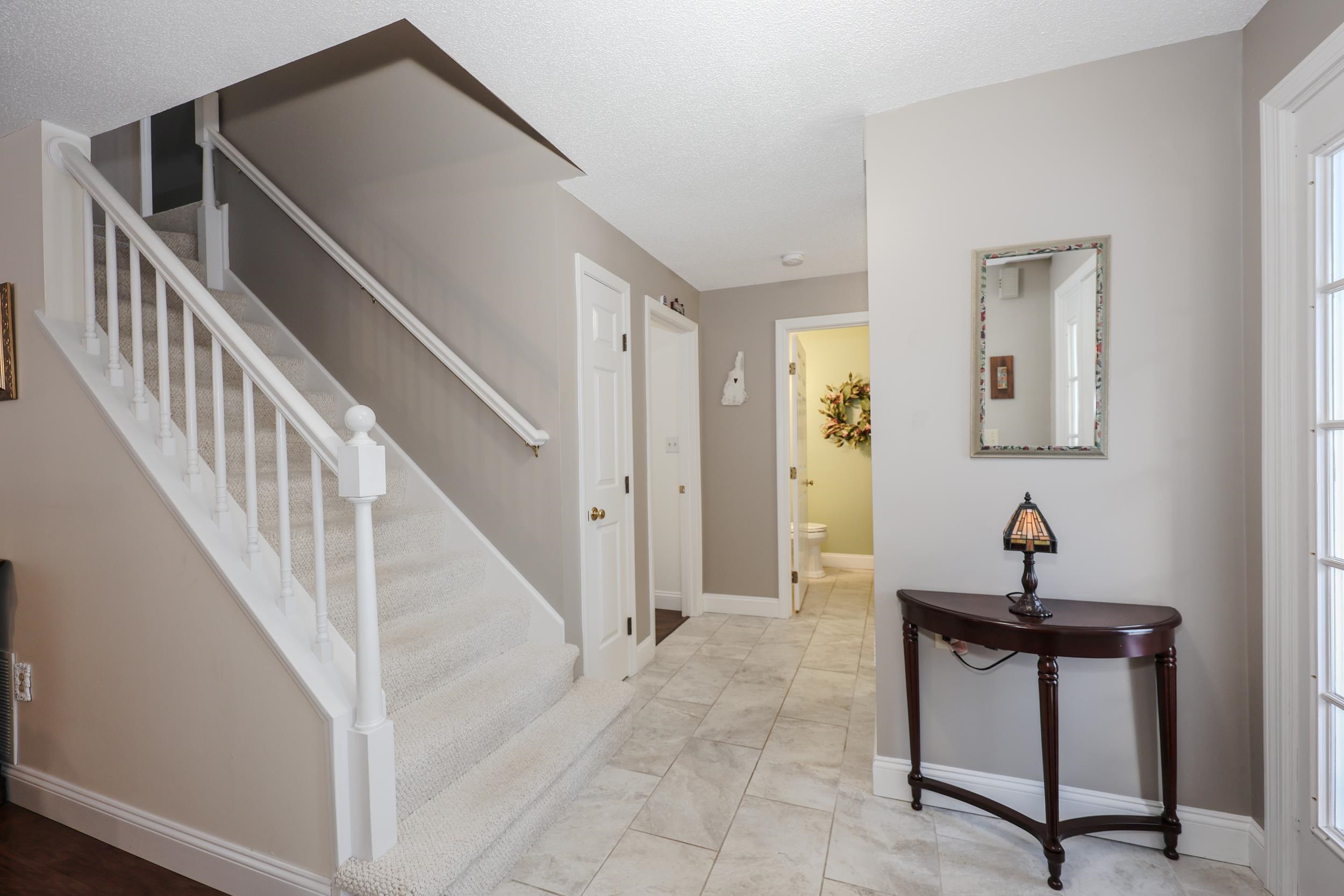 Homes for sale in Manchester, NH | 152 Straw Hill Rd, Manchester, NH 03104 | MLS# 5073510