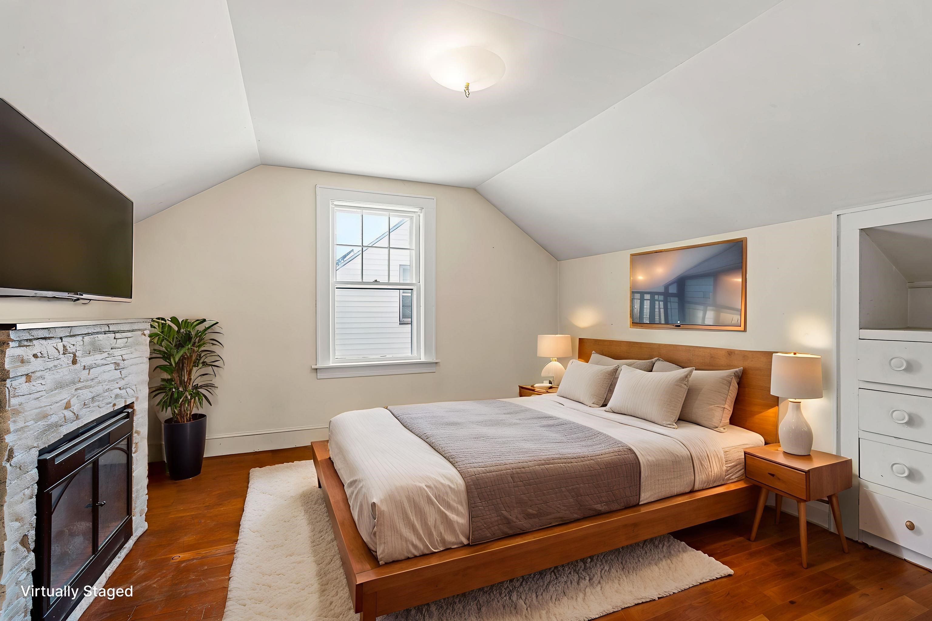 185 Villa St, Manchester, NH 03103