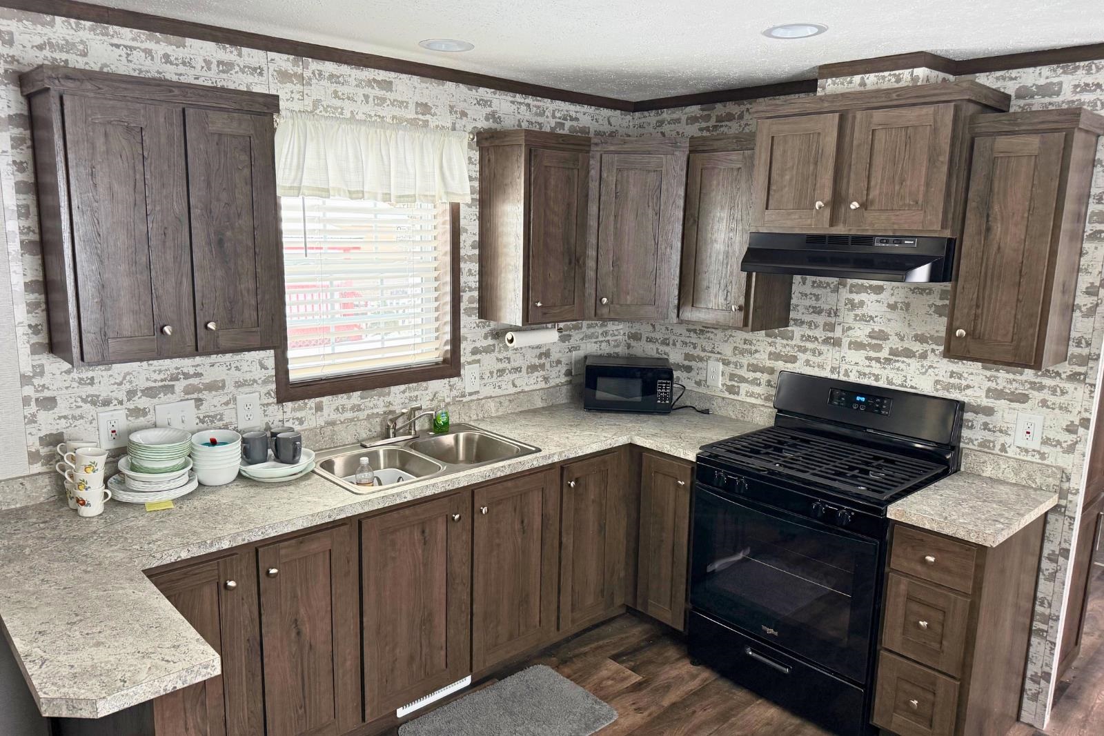 Homes for sale in Franklin, NH | 7 Rose Ln, Franklin, NH 03235 | MLS# 5073520