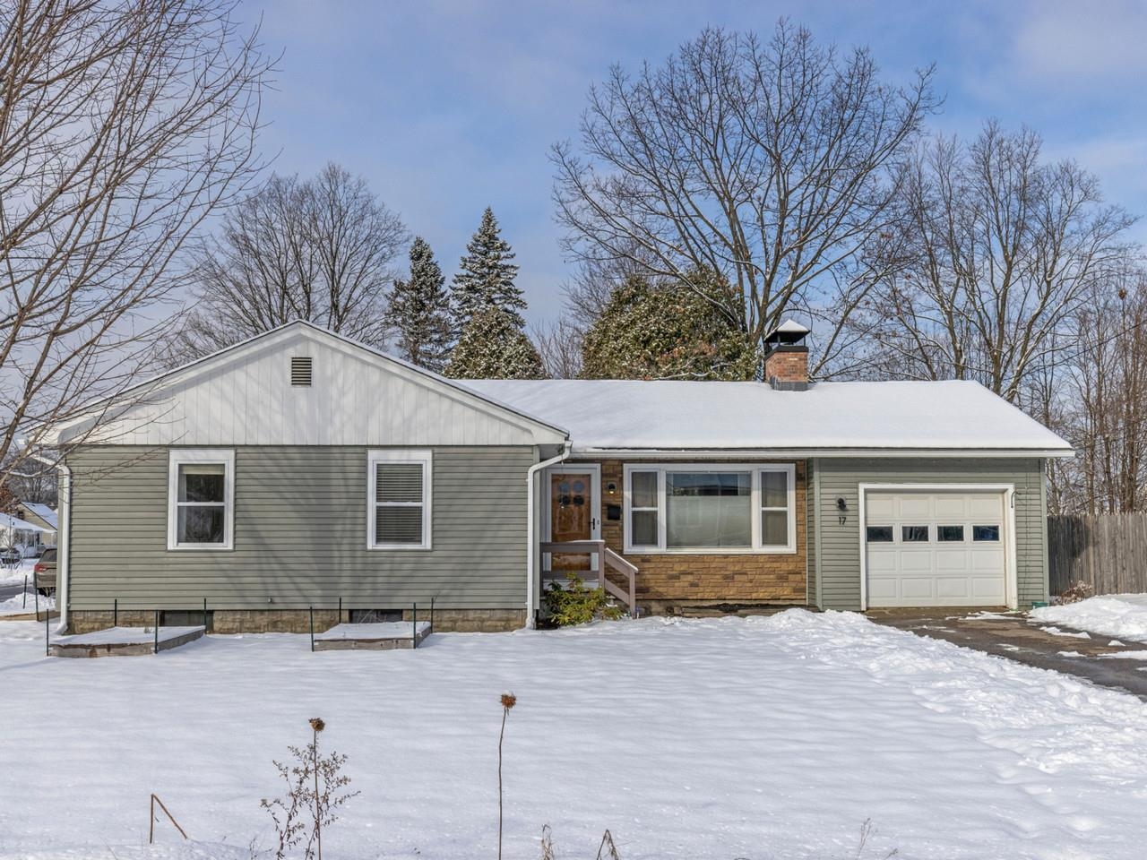 17 South Summit Street