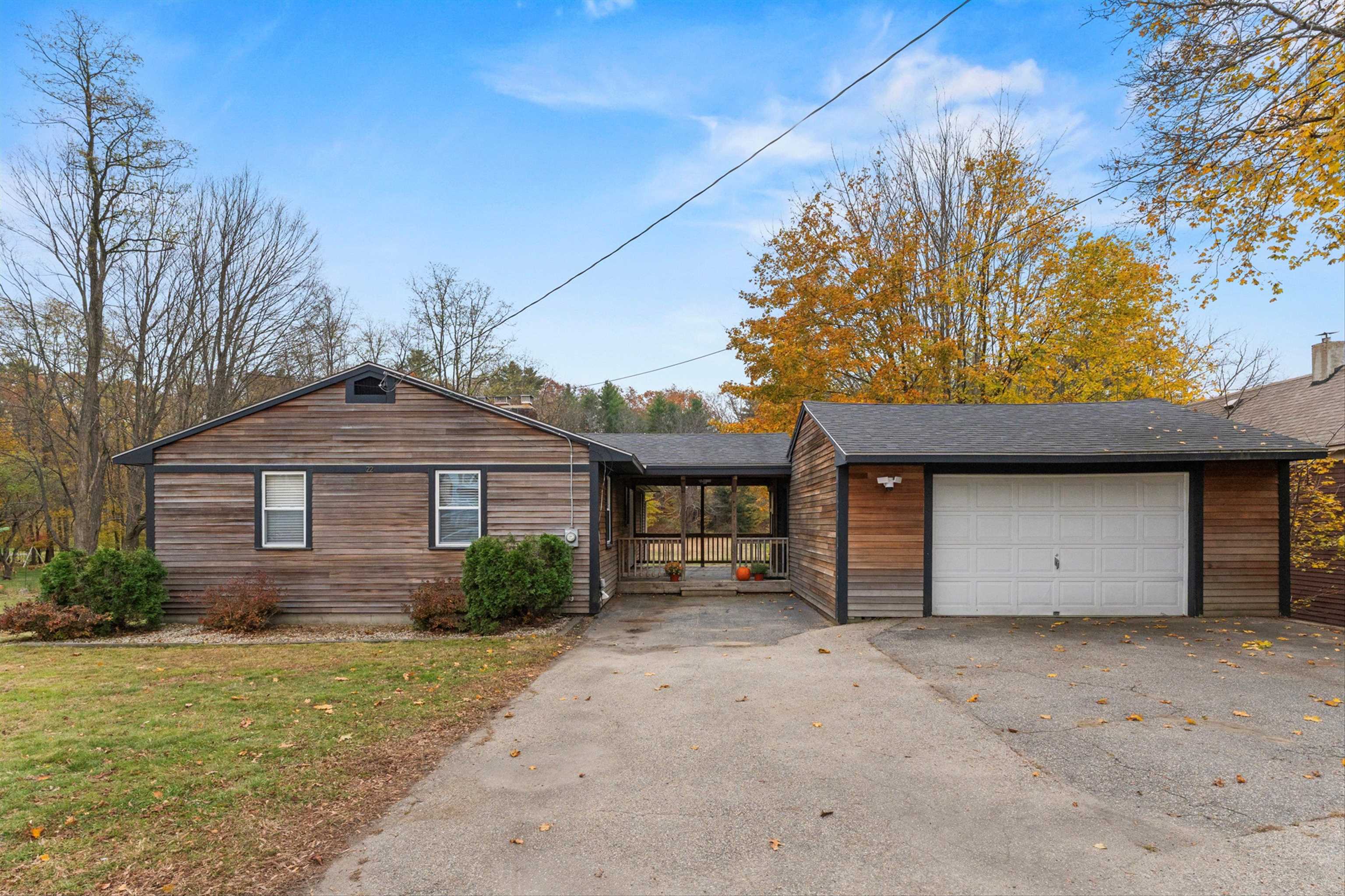 Homes for sale in Goffstown, NH | 22 South Mast St, Goffstown, NH 03045 | MLS# 5073538