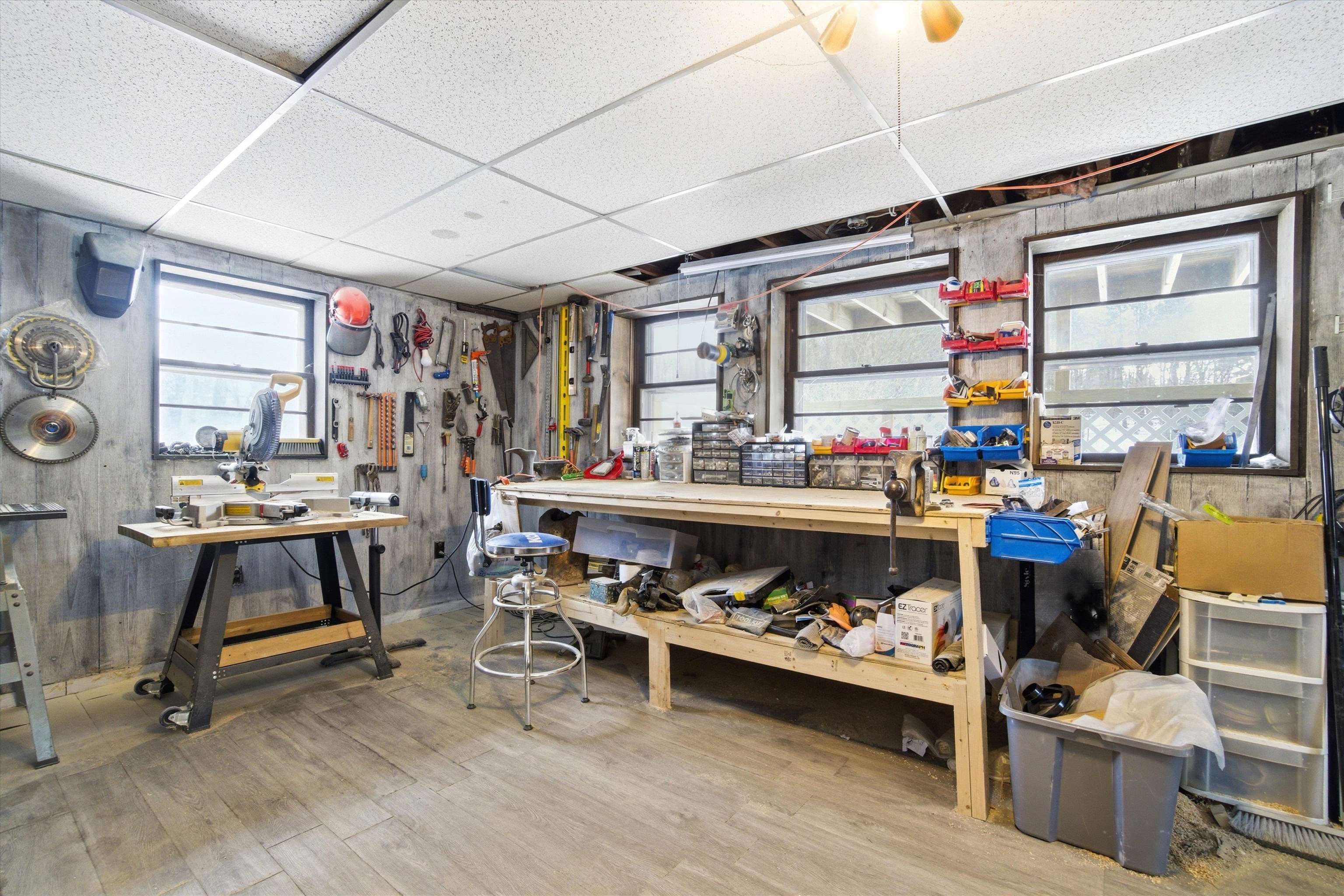 22 South Mast St, Goffstown, NH 03045