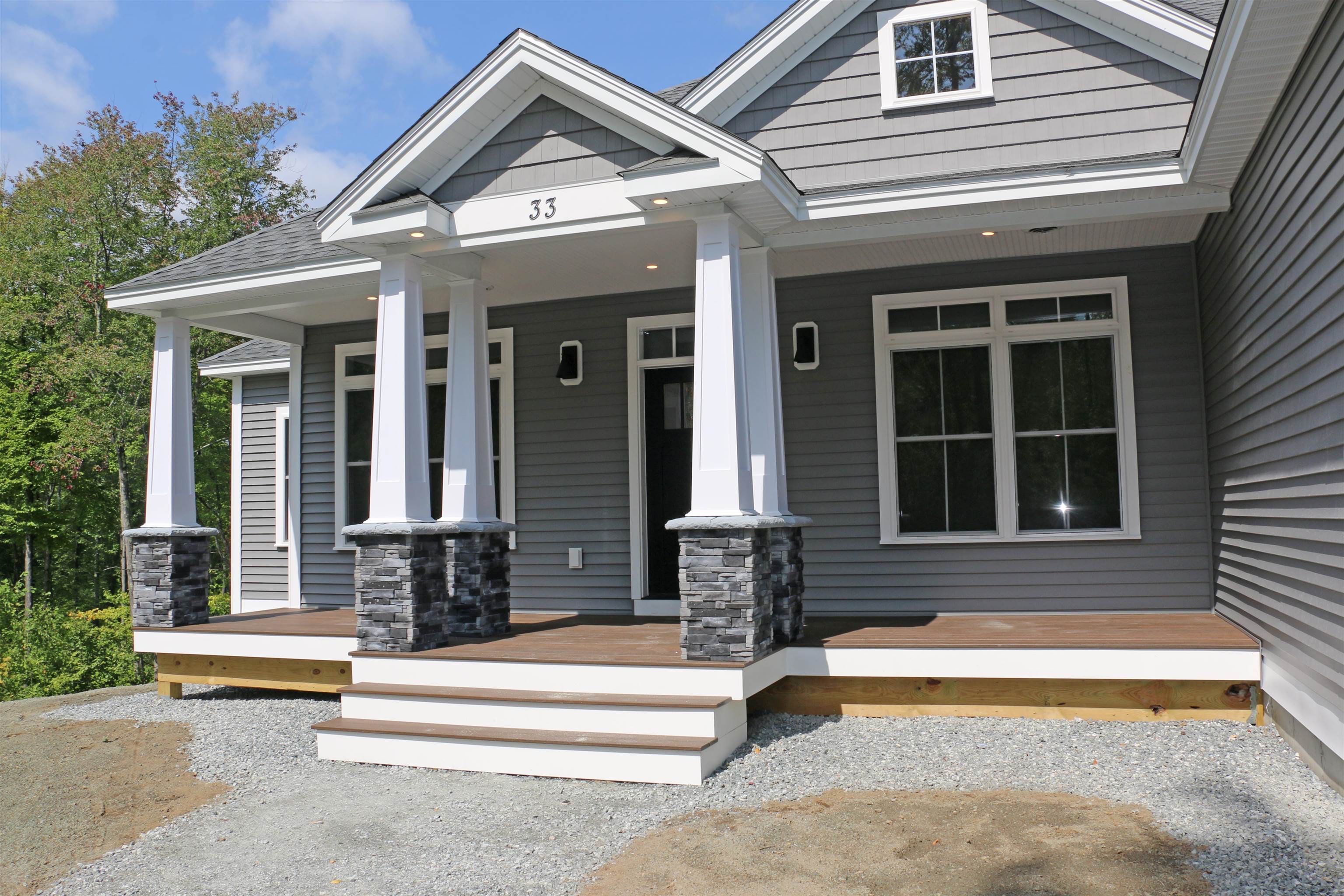 431 Dawn Ct, Pembroke, NH 03275